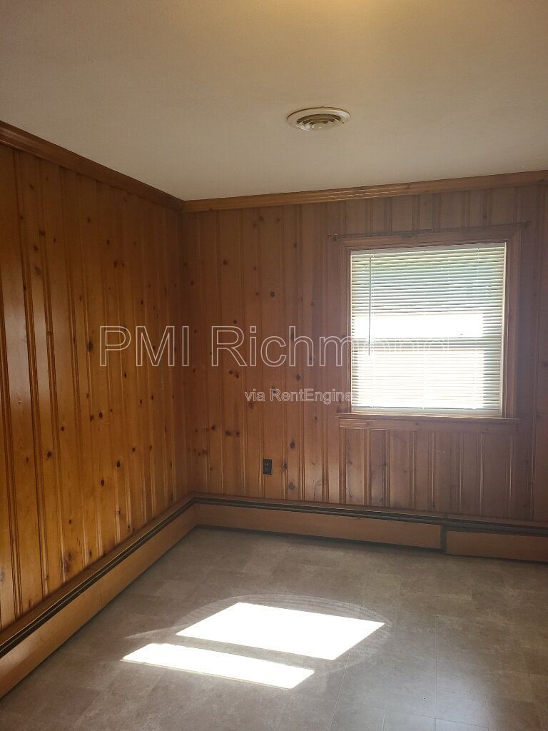 Beautiful Brick Rancher in Henrico County at 7710 Wanymala Road! property image