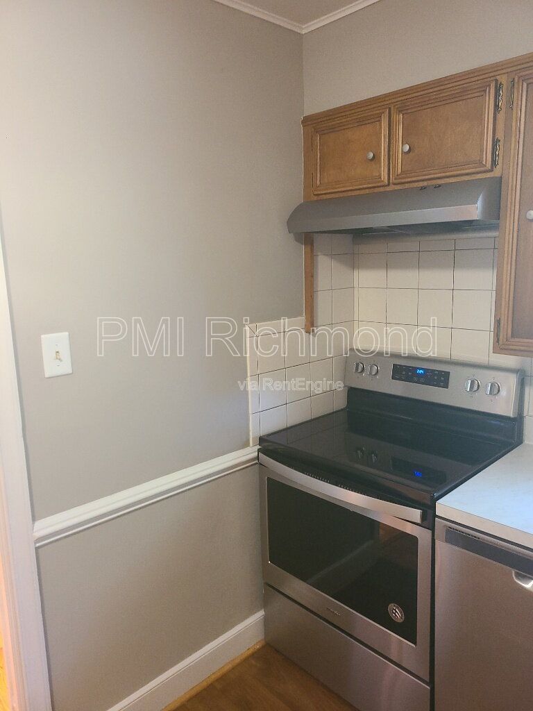 Beautiful Brick Rancher in Henrico County at 7710 Wanymala Road! property image