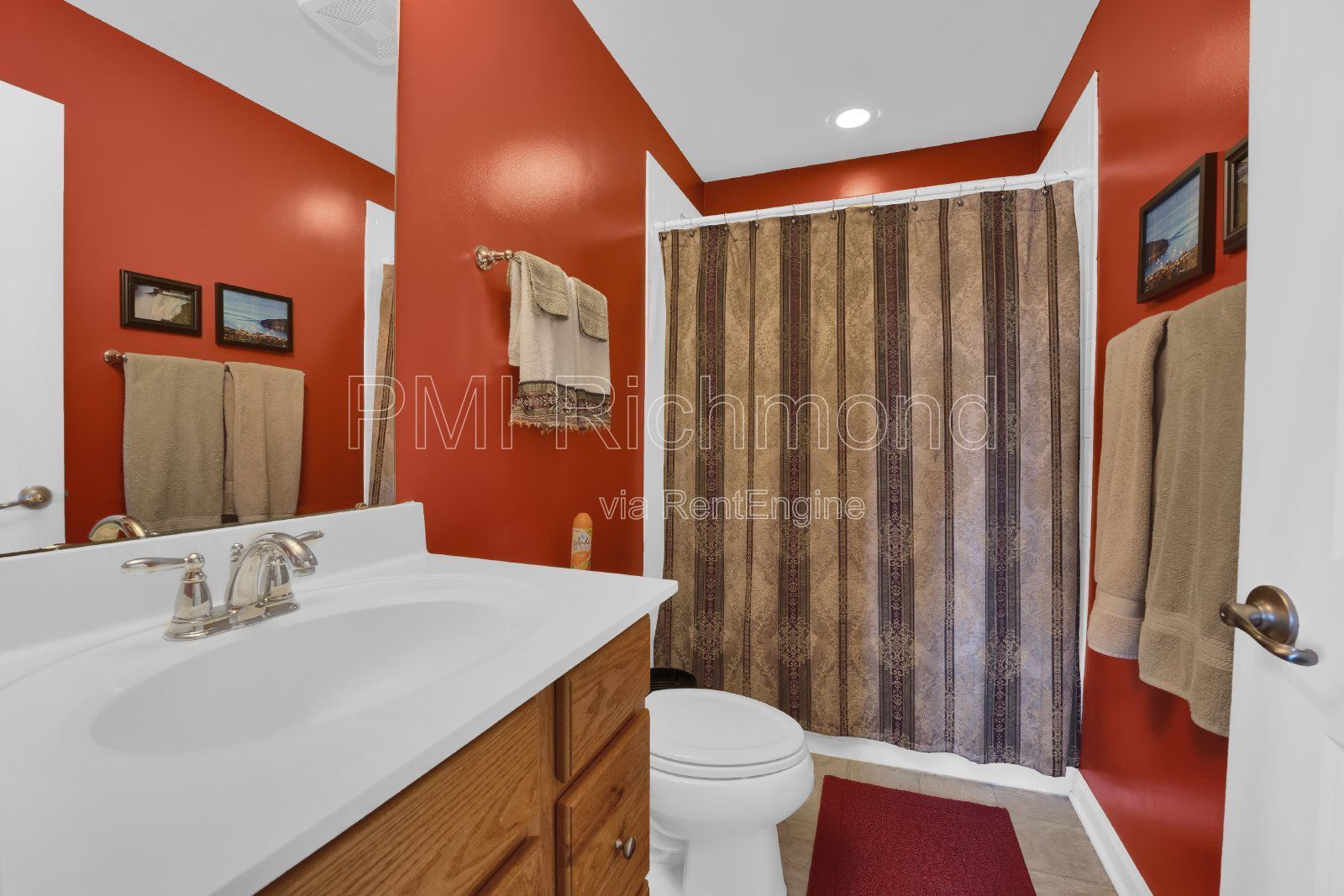 Welcome to The Bluffs at Bell Creek with this Charming 3-Bed Townhouse in Mechanicsville! property image