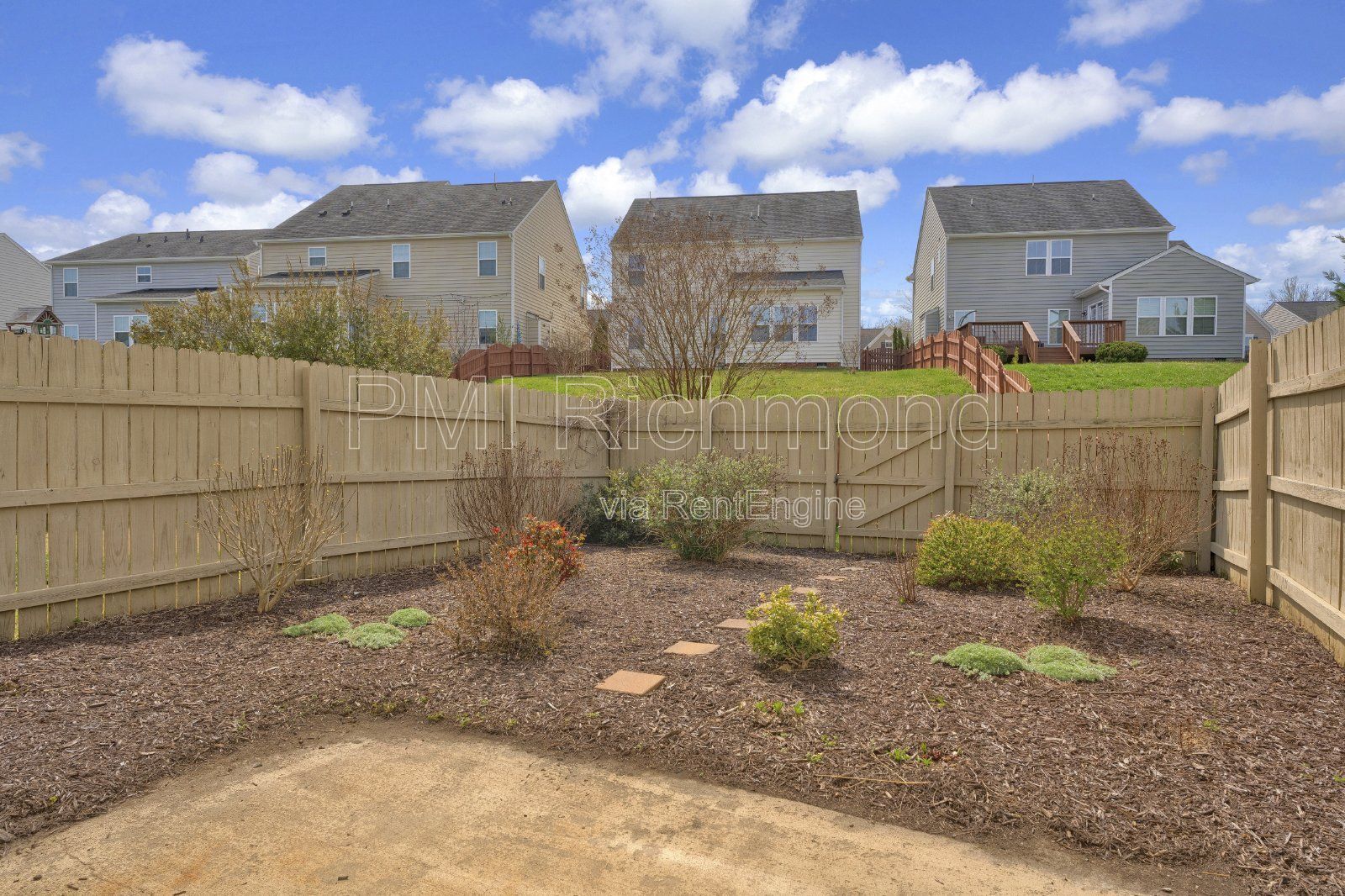 Welcome to The Bluffs at Bell Creek with this Charming 3-Bed Townhouse in Mechanicsville! property image
