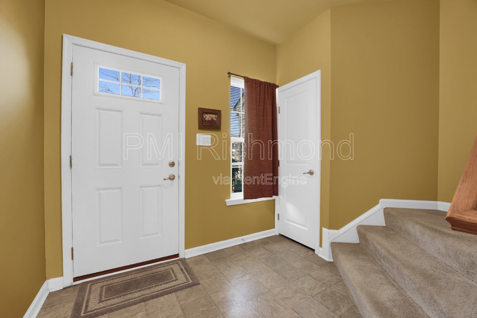 Welcome to The Bluffs at Bell Creek with this Charming 3-Bed Townhouse in Mechanicsville! property image