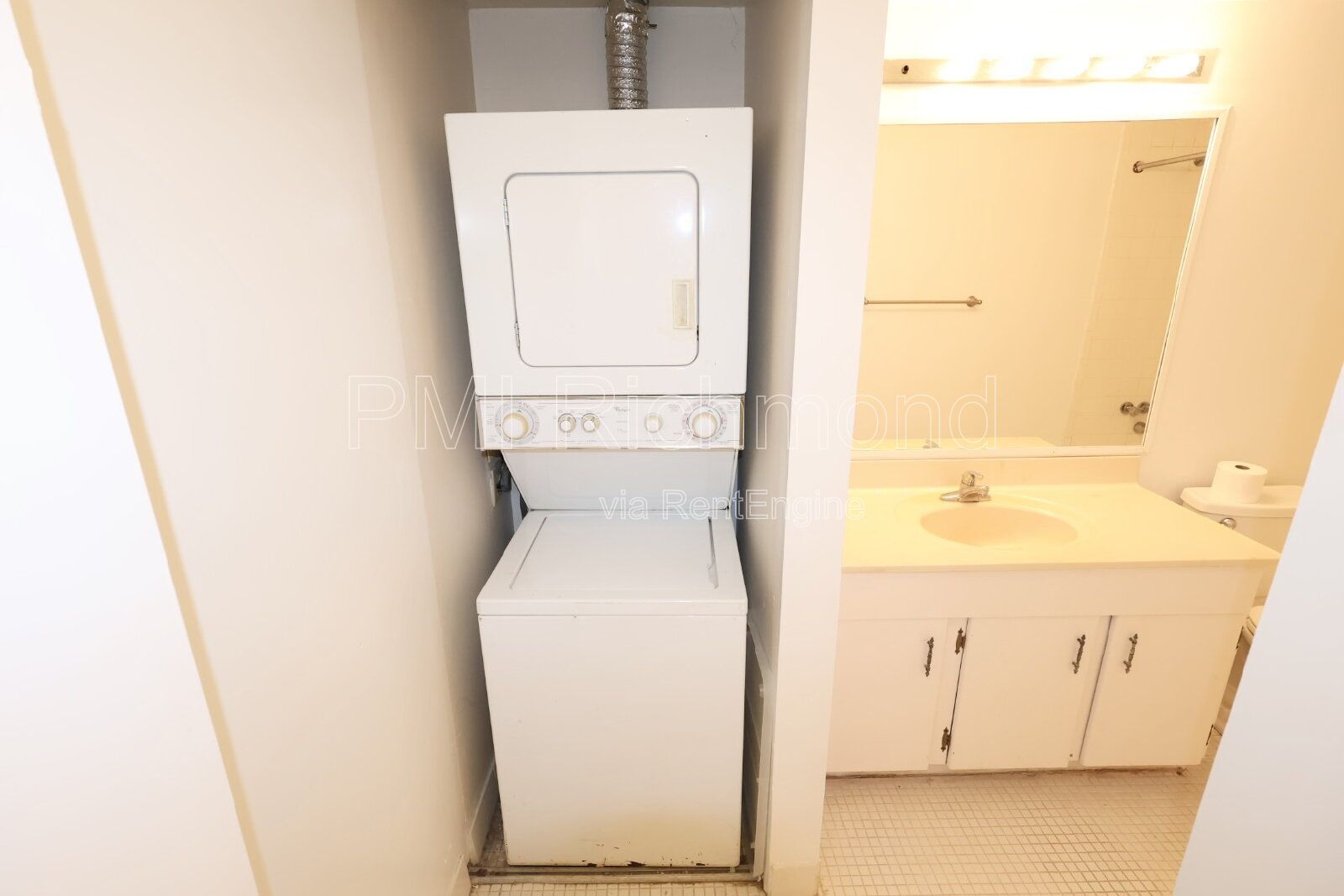 Experience Comfortable Living at 1509 Thistle Rd #104! property image