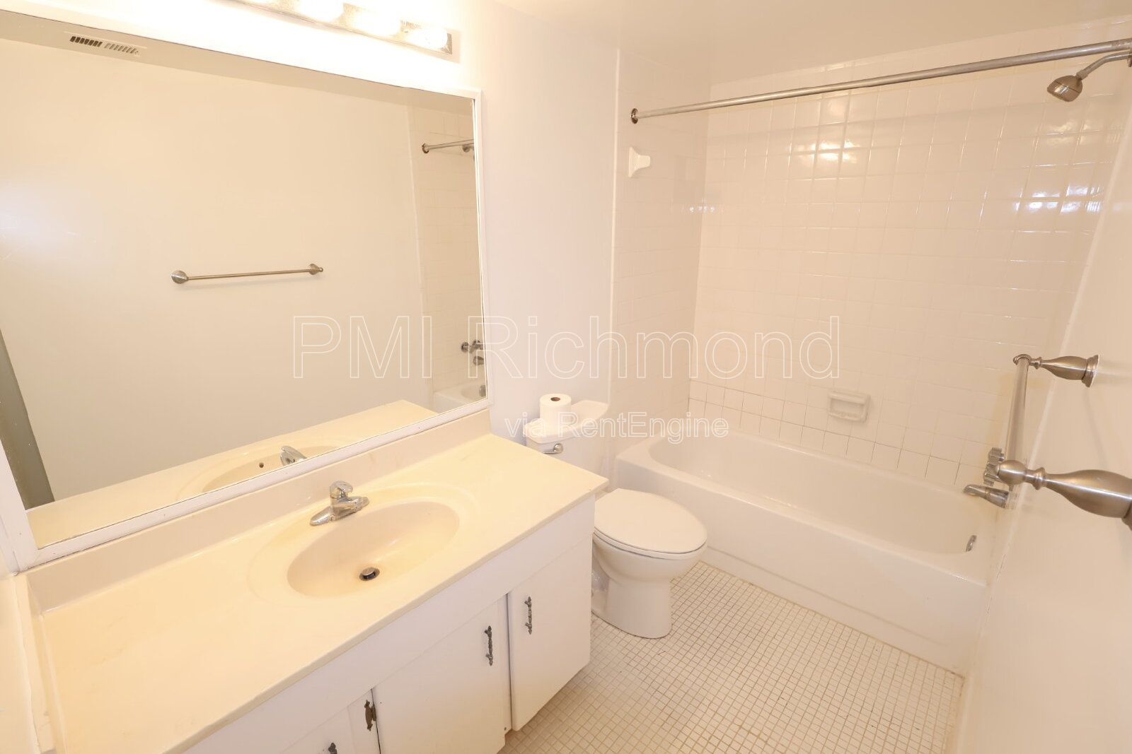 Experience Comfortable Living at 1509 Thistle Rd #104! property image