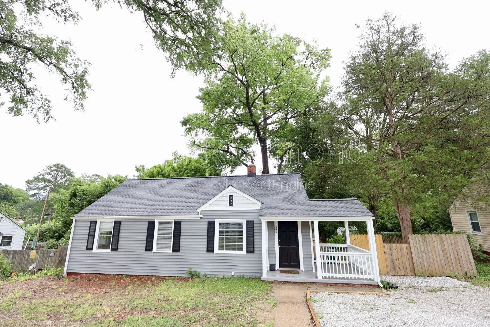Lovely 3-Bed Home Perfectly located in Lakeside! property image