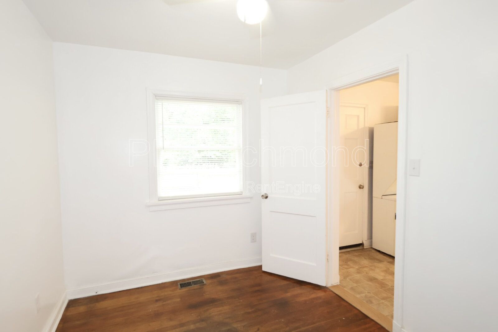 Quaint 3-Bed Home with Beautiful Hardwood Floors! property image
