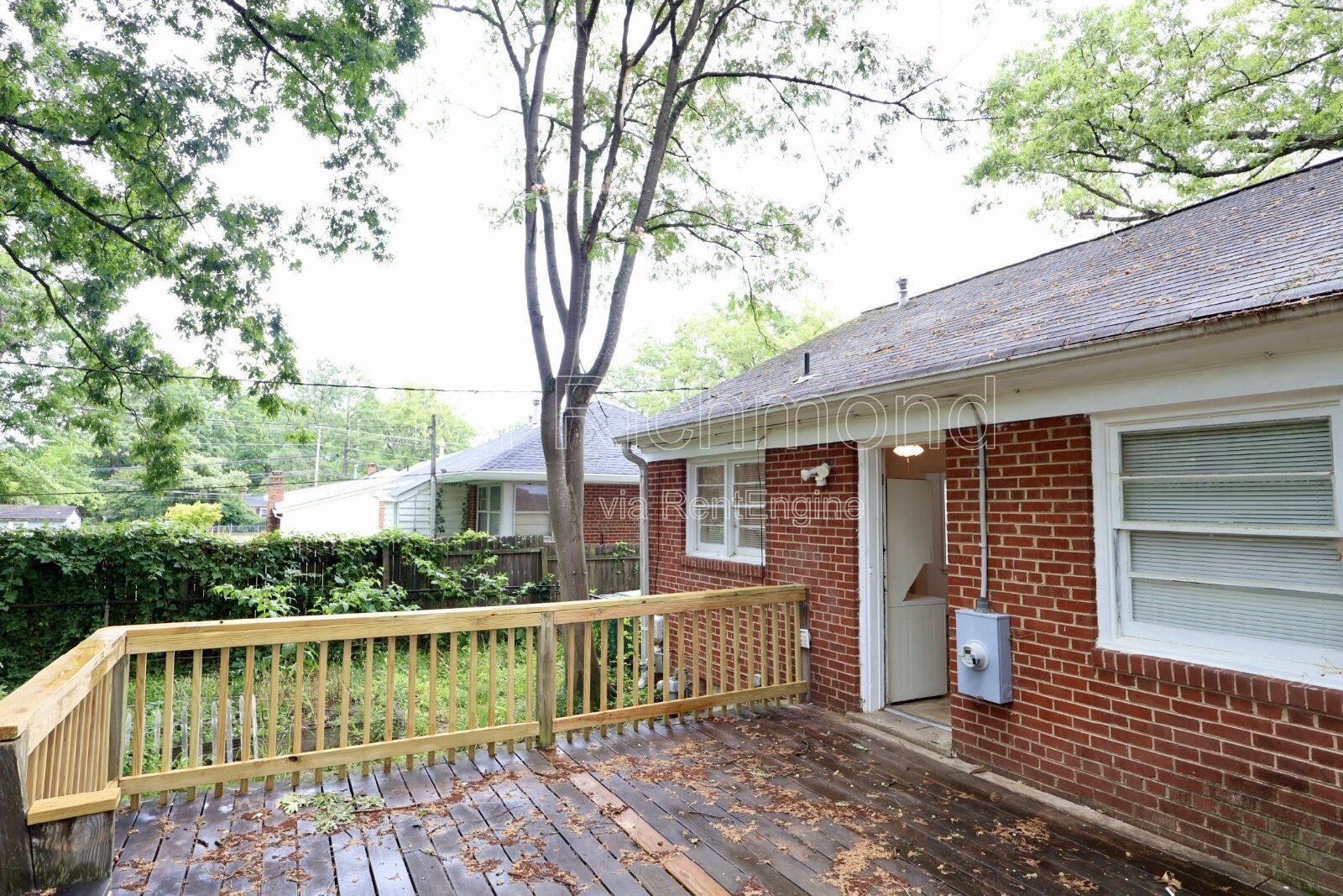 Quaint 3-Bed Home with Beautiful Hardwood Floors! property image