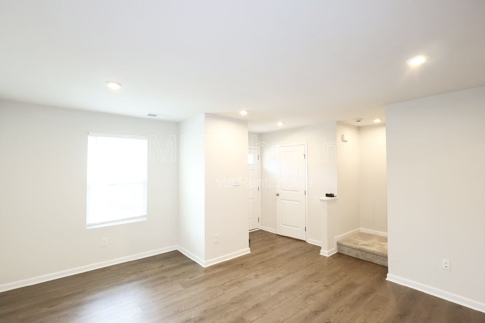 Gorgeous 3-Bed Townhouse with Modern Upgrades in Richmond! property image