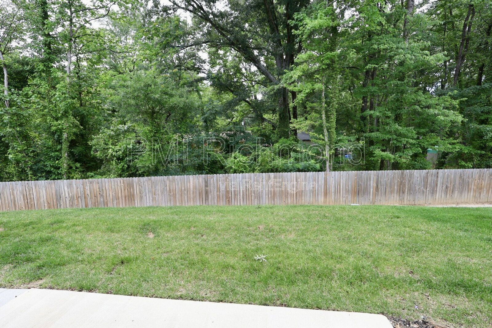 Gorgeous 3-Bed Townhouse with Modern Upgrades in Richmond! property image