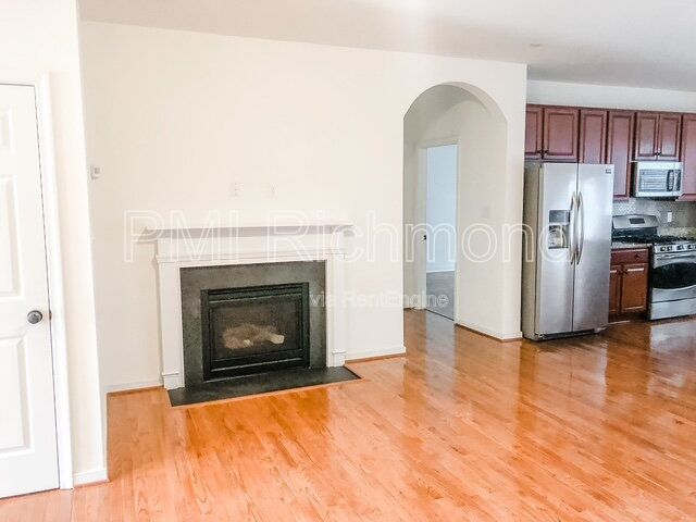 4-Bed Home with Granite Countertops & Hardwood Floors in Glen Allen! property image