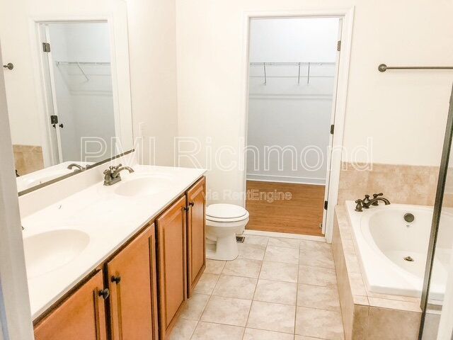 4-Bed Home with Granite Countertops & Hardwood Floors in Glen Allen! property image