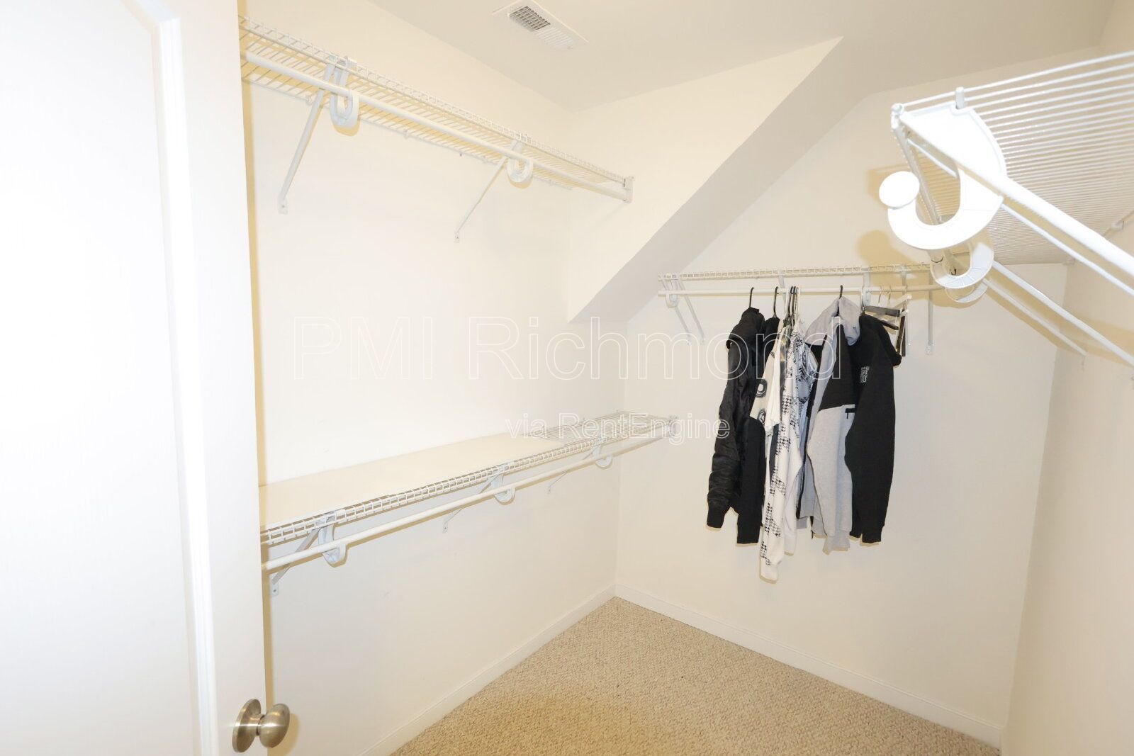 Discover a Spacious Retreat: 5-Bed Chester Home with Modern Luxury Throughout! property image