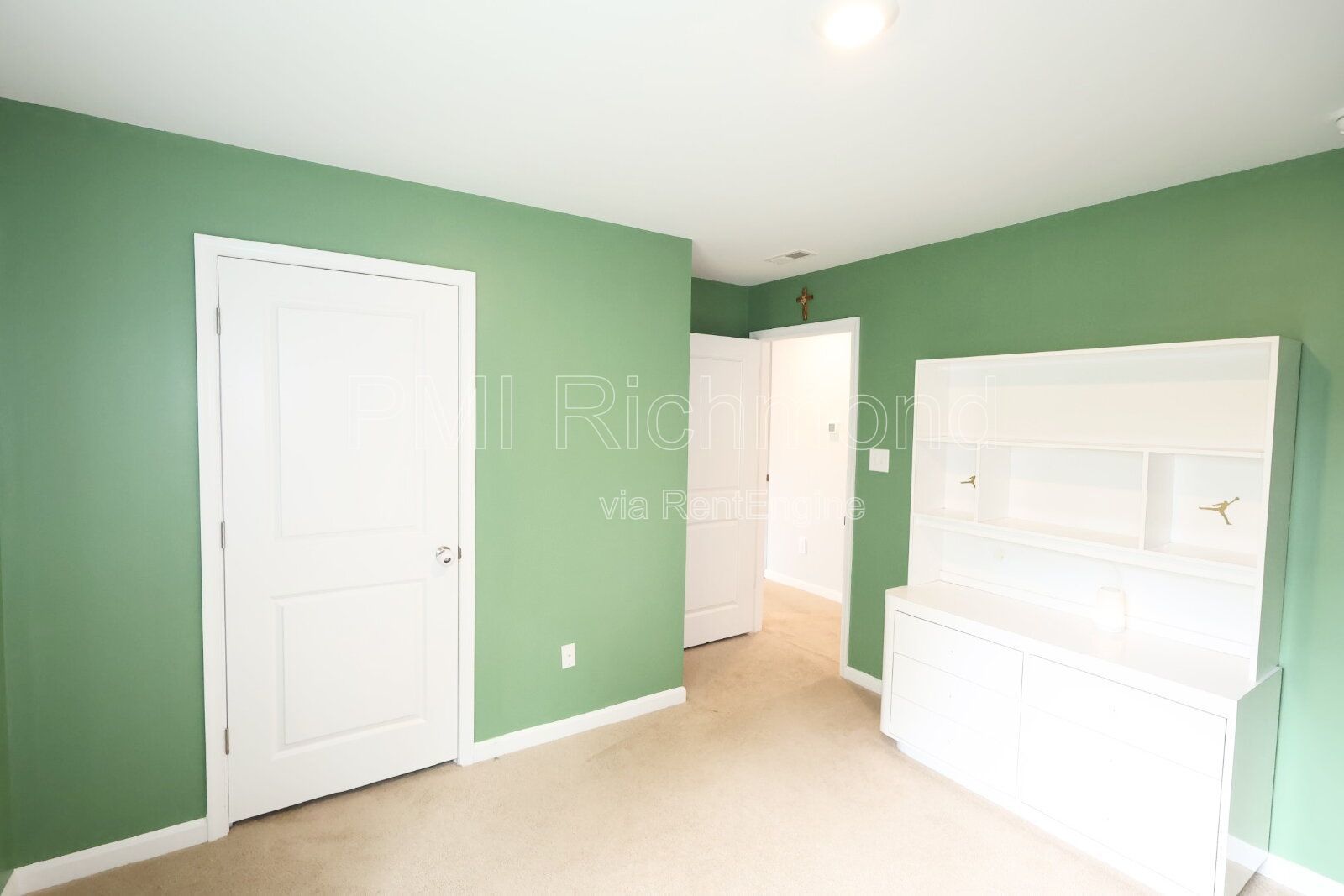 Stunning 5-Bed, 4-Bath Home in Moseley, VA! property image