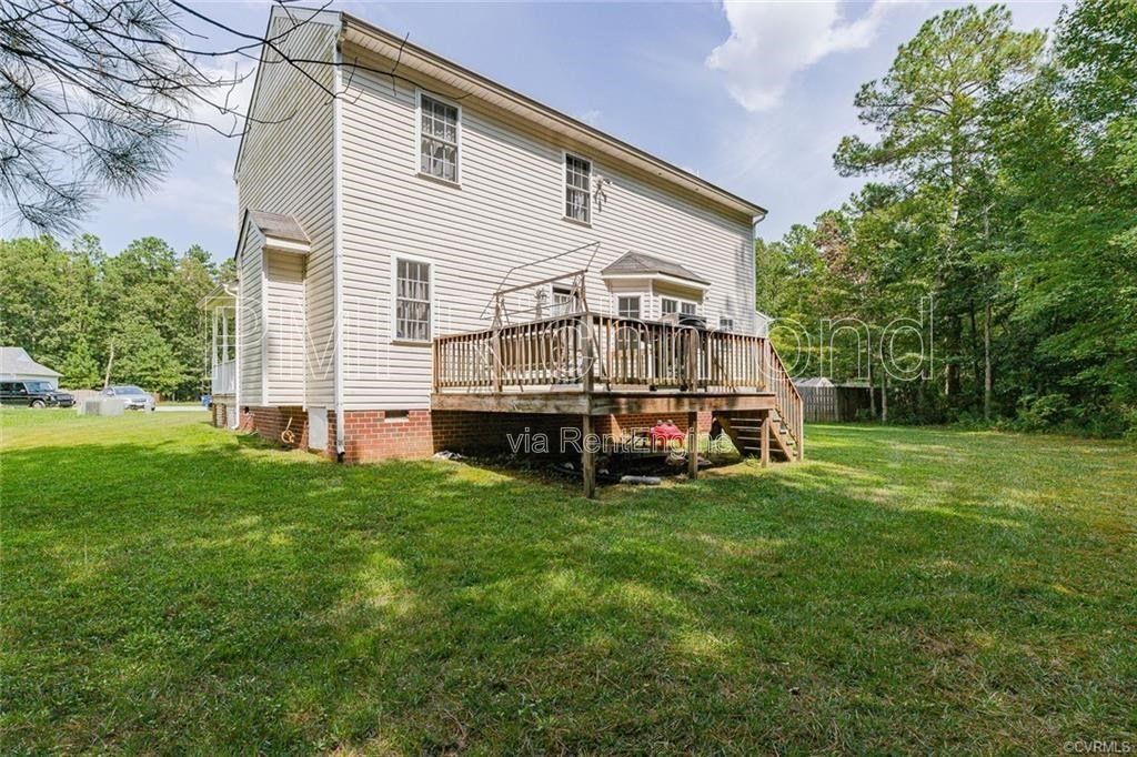 Beautiful 4-Bed Single Family Home in the Kings Grove Subdivision of Chesterfield! property image