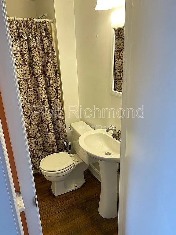 Charming 2-BR Home with Hardwood Floors & Cozy Screened-In Porch! property image