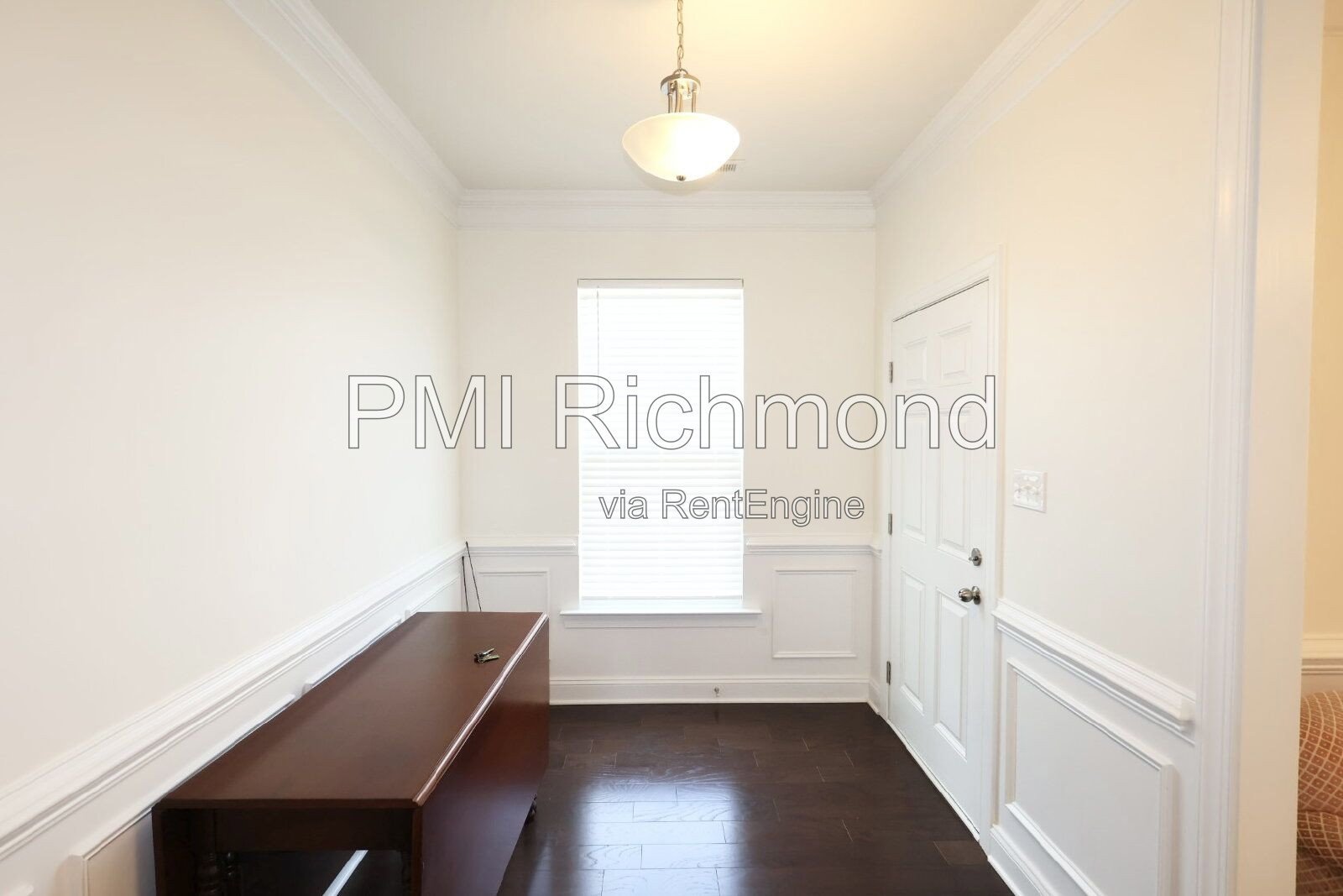 Stunning 4-Bed, 3-Bath Spacious Home in Woodlake! property image