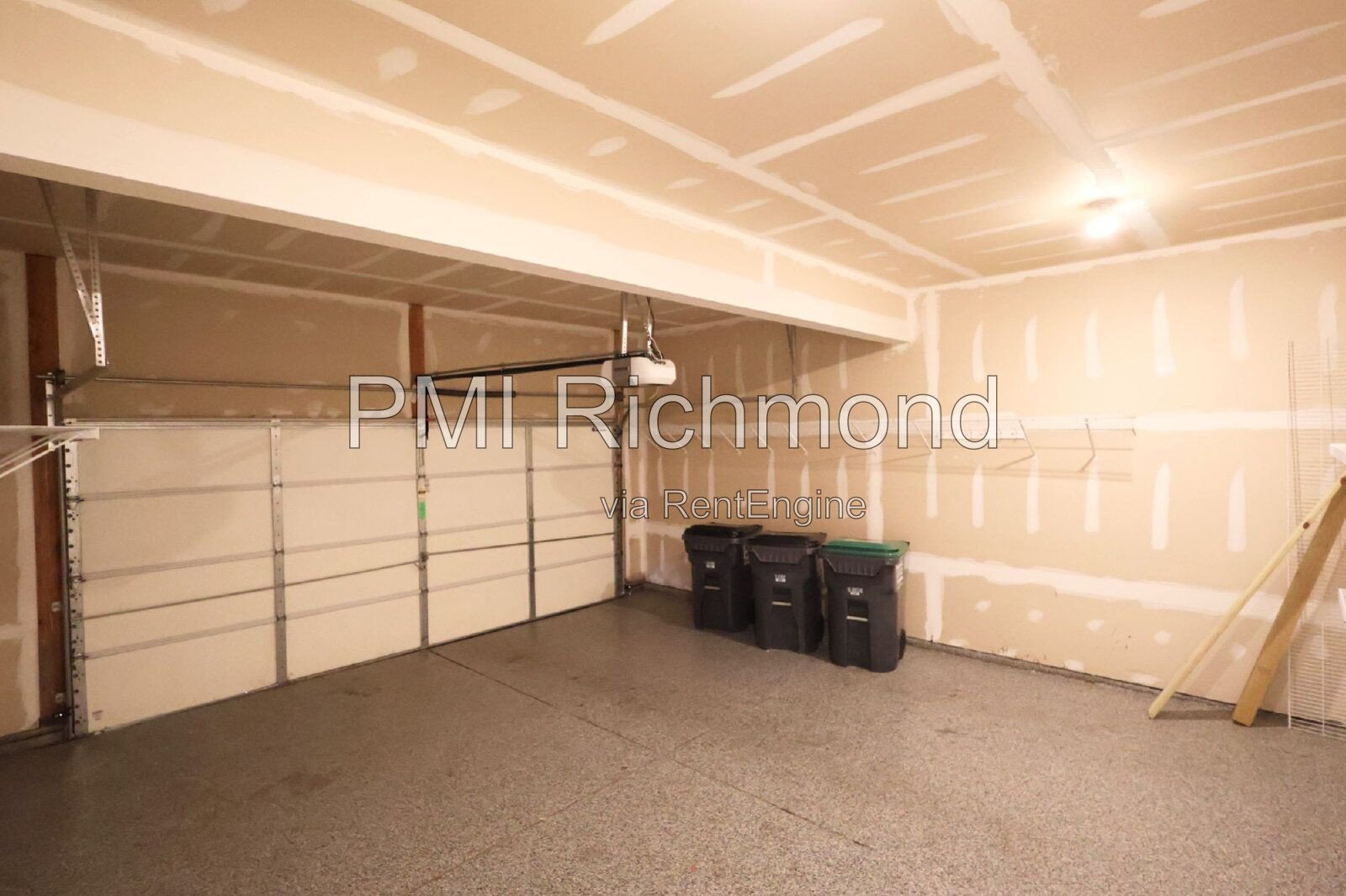 4-Bed Home with Granite Countertops & Hardwood Floors in Glen Allen! property image
