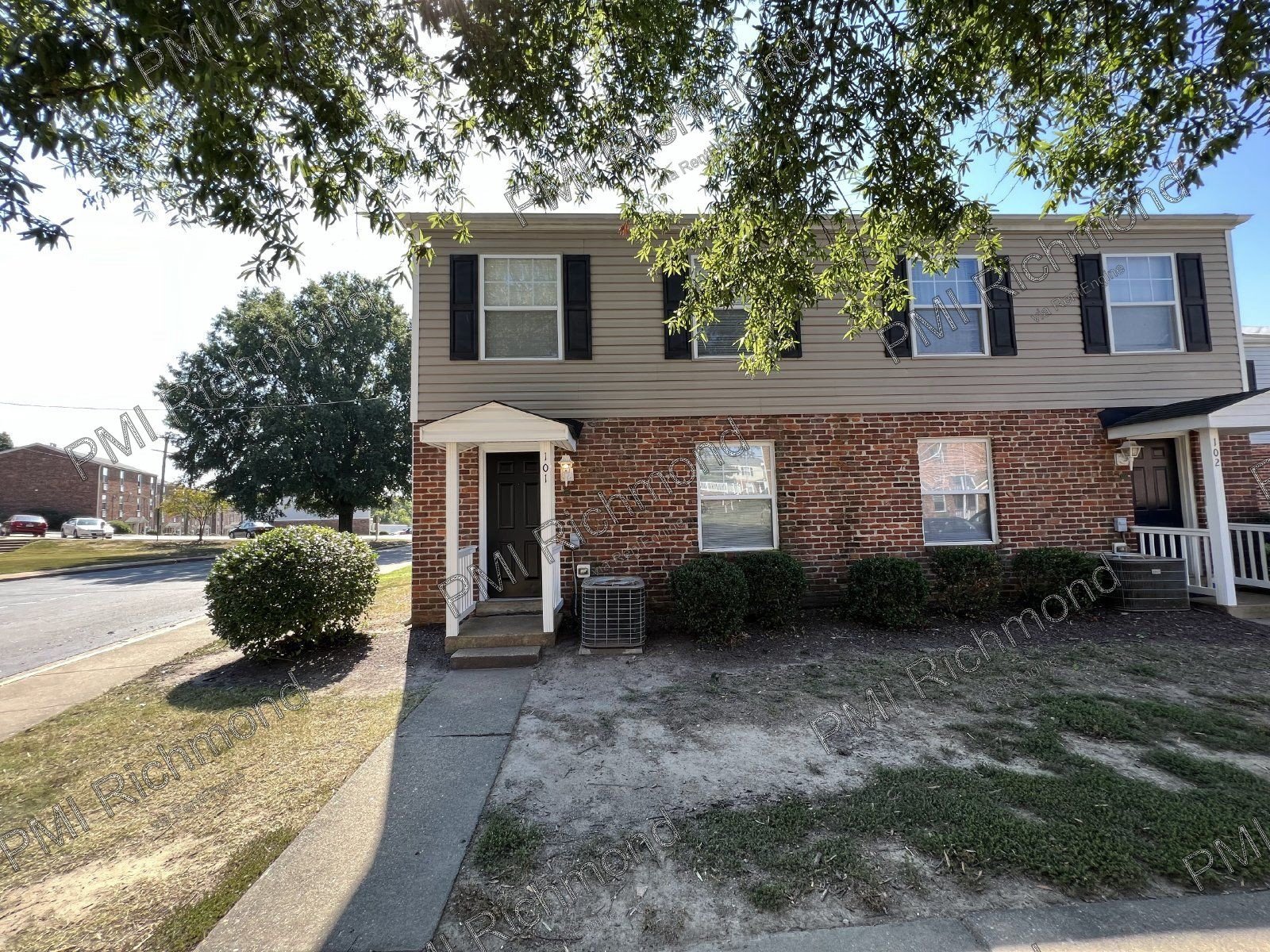 Desirable 2-Bedroom Corner Unit in The Villas Of Oakwood Community! property image