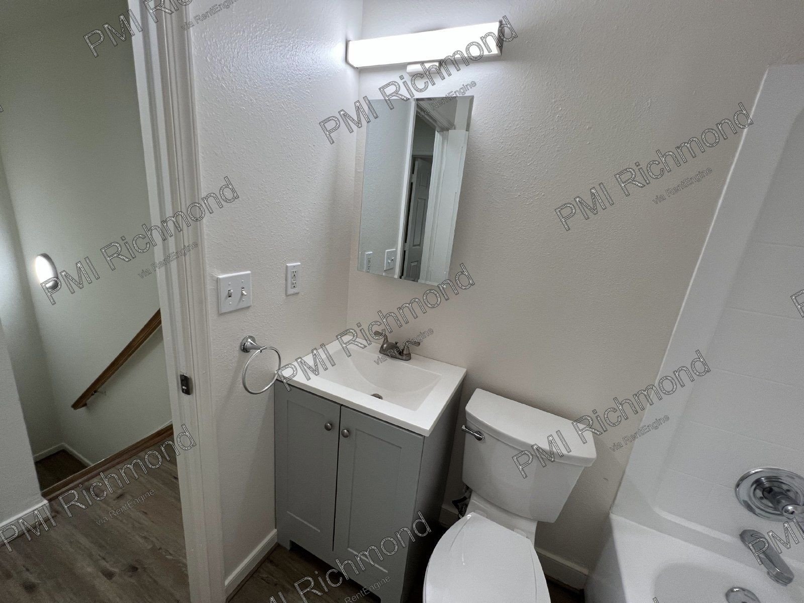 Desirable 2-Bedroom Corner Unit in The Villas Of Oakwood Community! property image