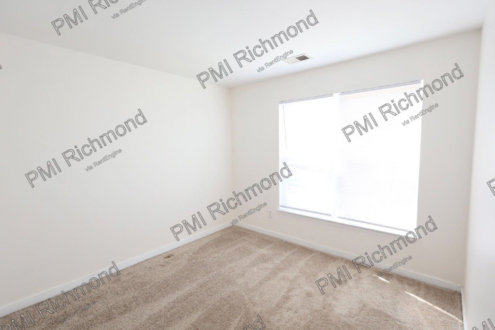 Fantastic 3-Bed Townhome in Henrico! property image