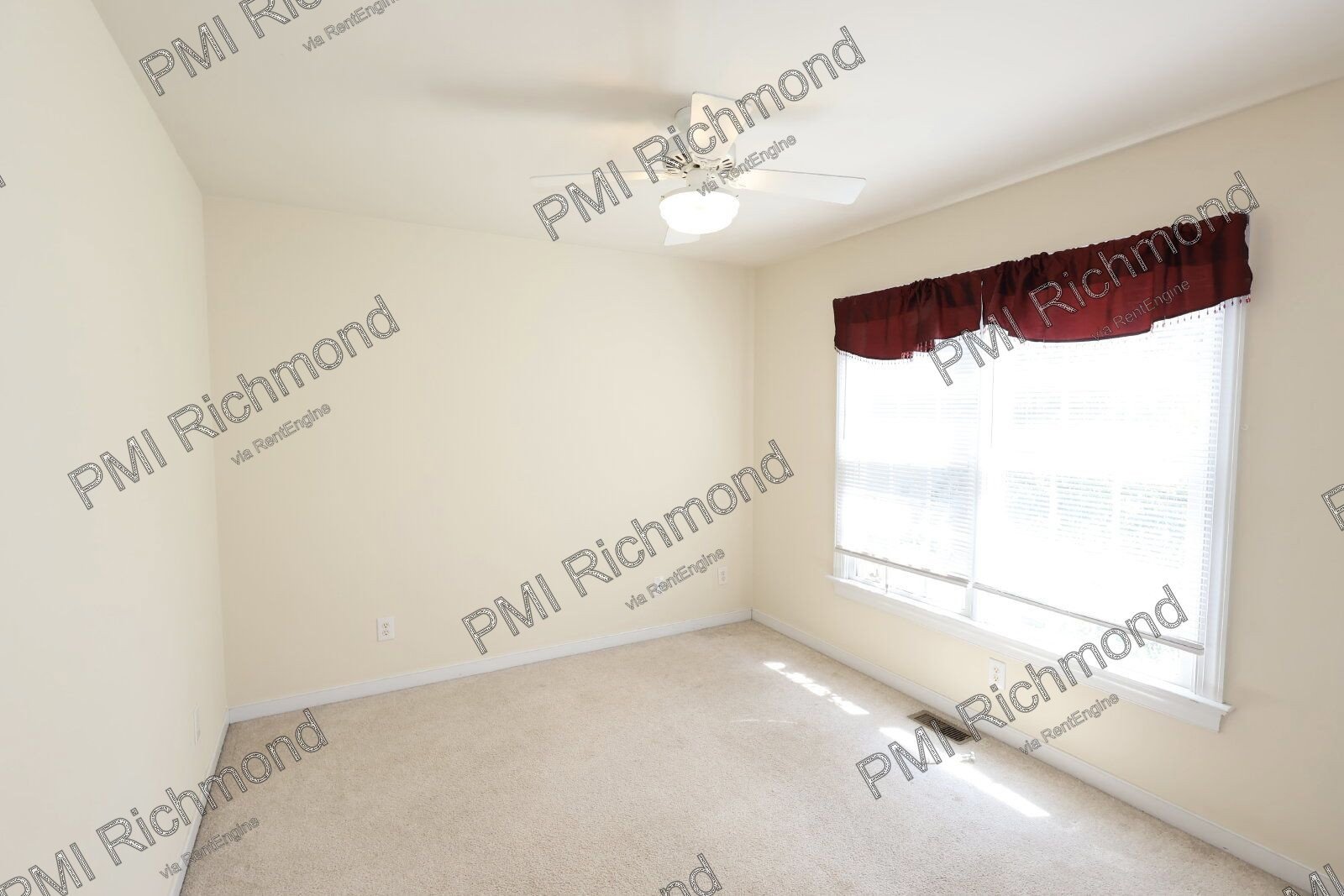 Gorgeous 3-Bed, 2-Bath Contemporary Rancher in Chesterfield! property image