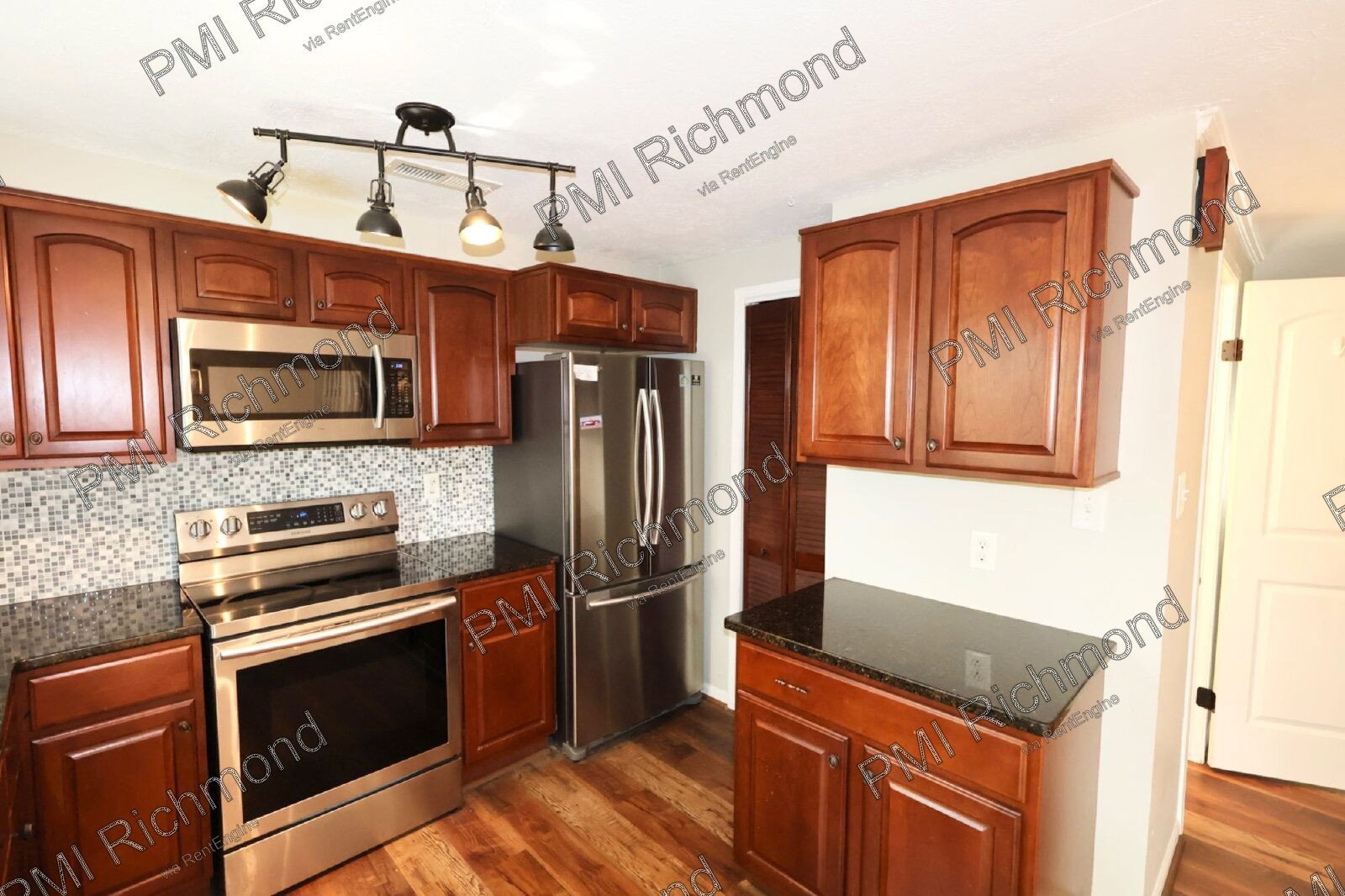 Lovely 2-Story 3-Bed Townhome in Henrico County! property image