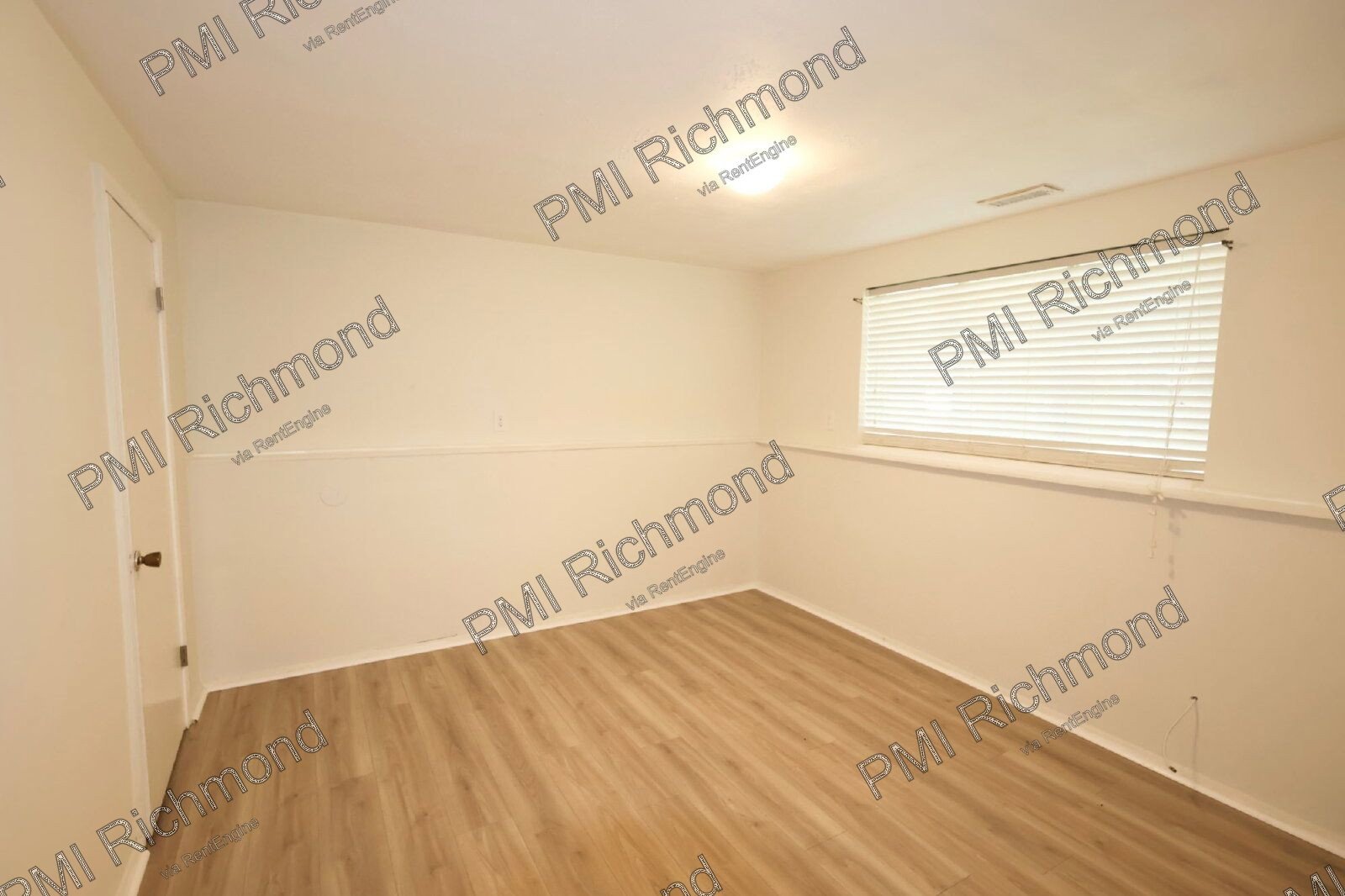 Spacious 5-Bed Home in the Broad Meadows Subdivision of Glen Allen! property image