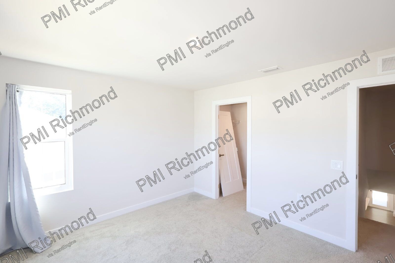Discover Comfort and Style in This Spacious 3-Bed Townhouse in Chesterfield! property image