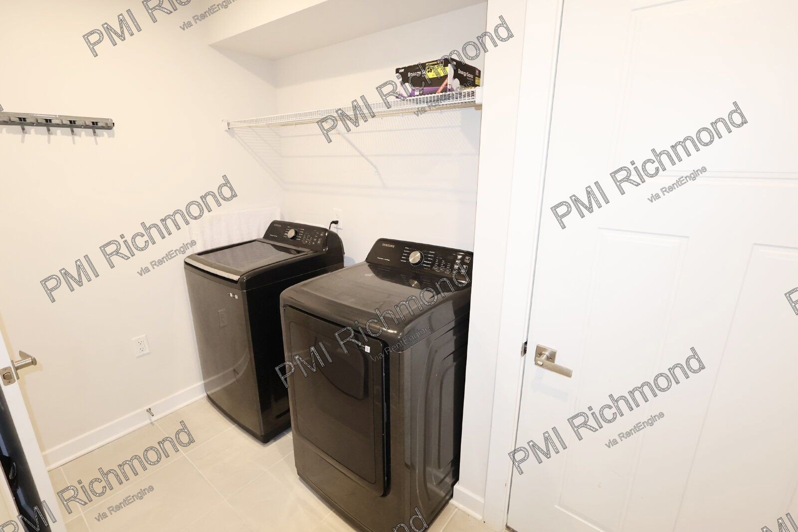 Discover Comfort and Style in This Spacious 3-Bed Townhouse in Chesterfield! property image