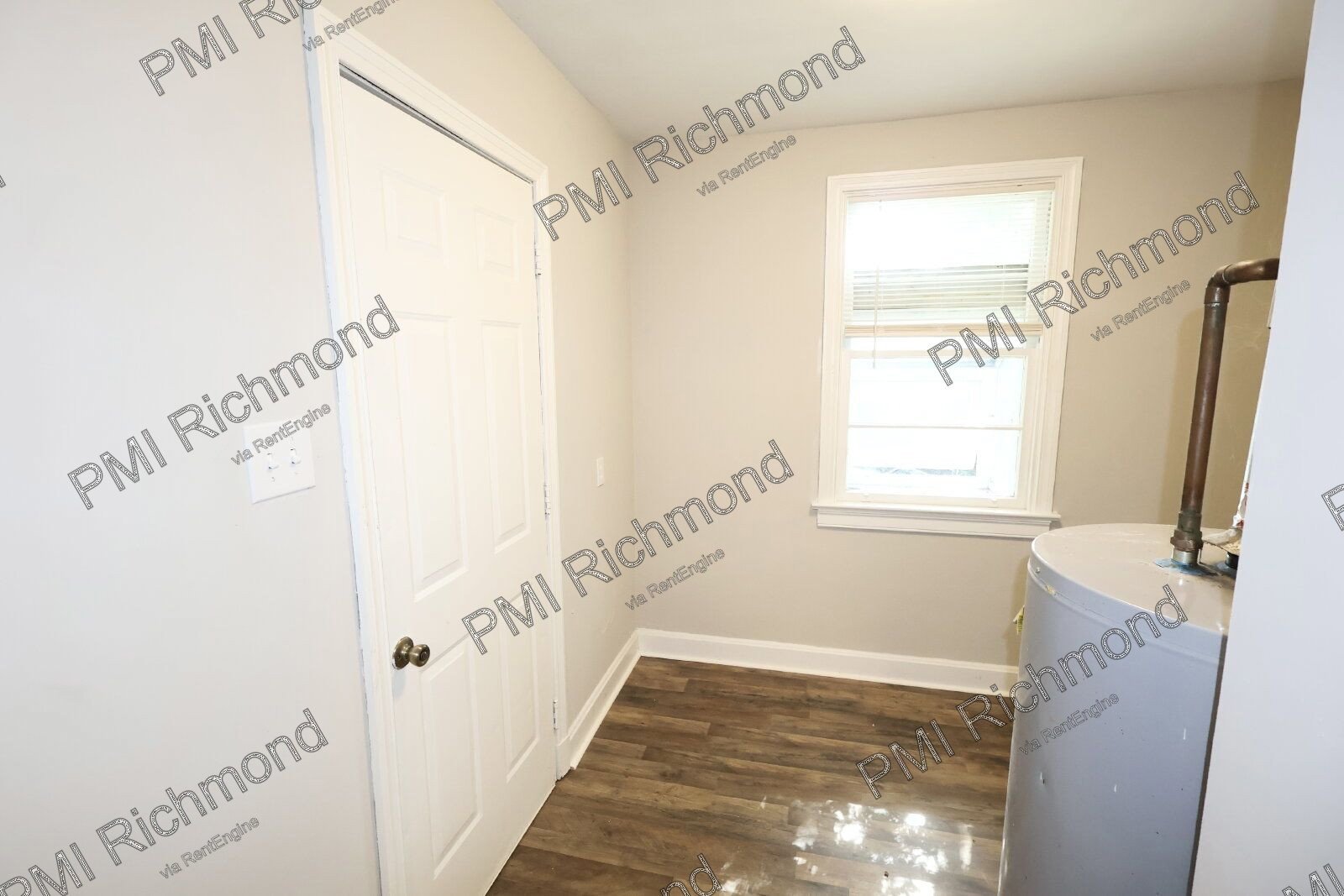 Charming 3-Bed Home with Brand New Flooring in Henrico! property image