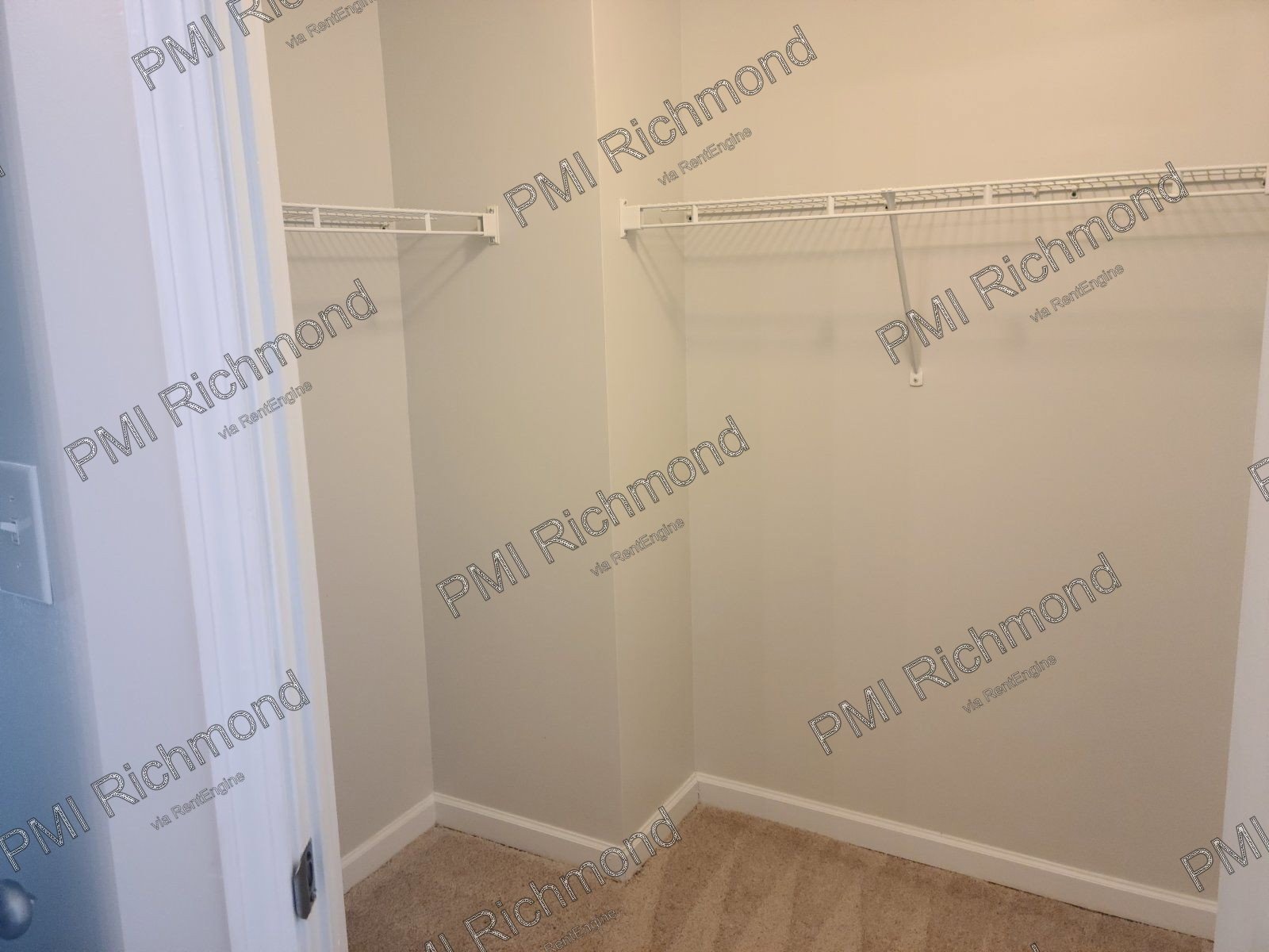 Gorgeous 2-Bedroom Condo in Bristol Village! property image