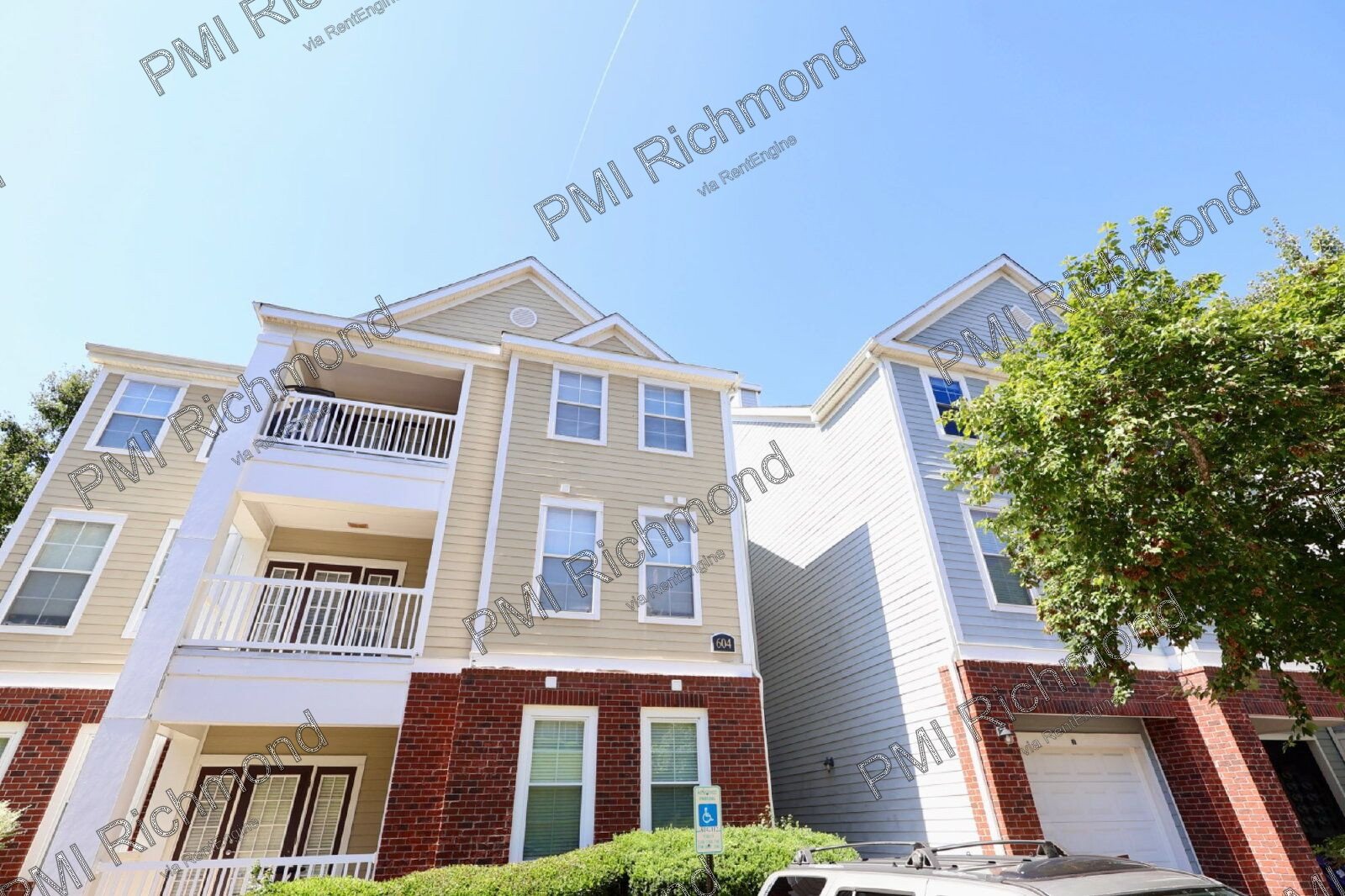 Gorgeous 2-Bedroom Condo in Bristol Village! property image