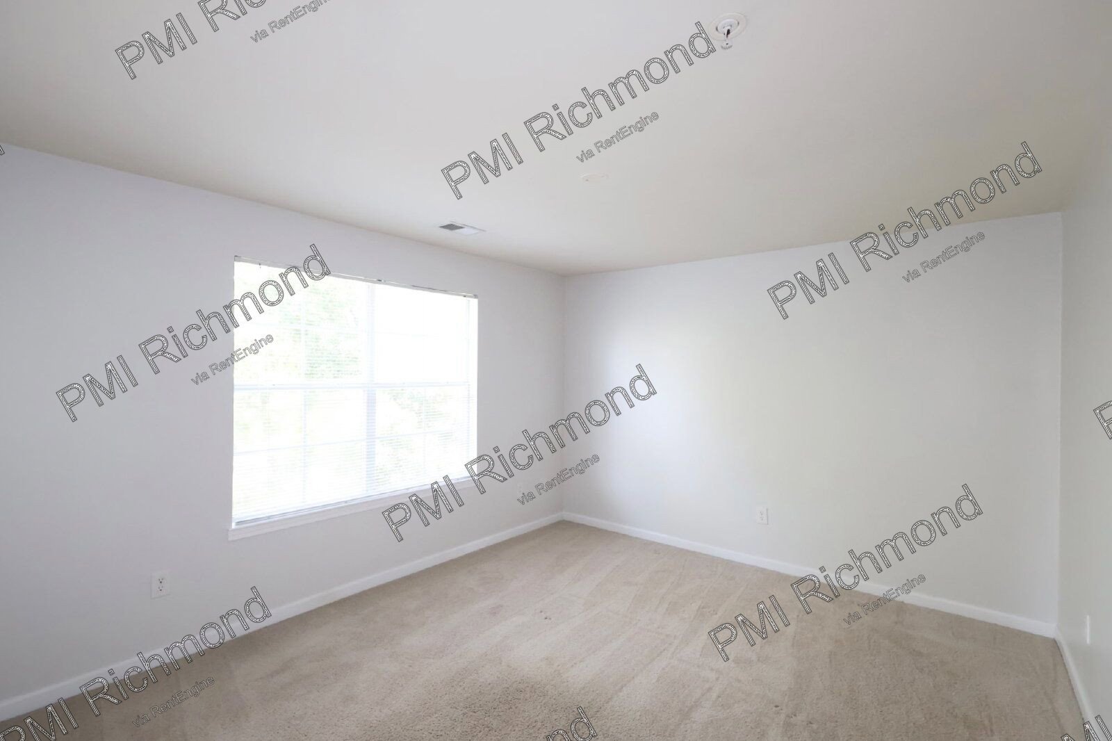 Gorgeous 2-Bedroom Condo in Bristol Village! property image