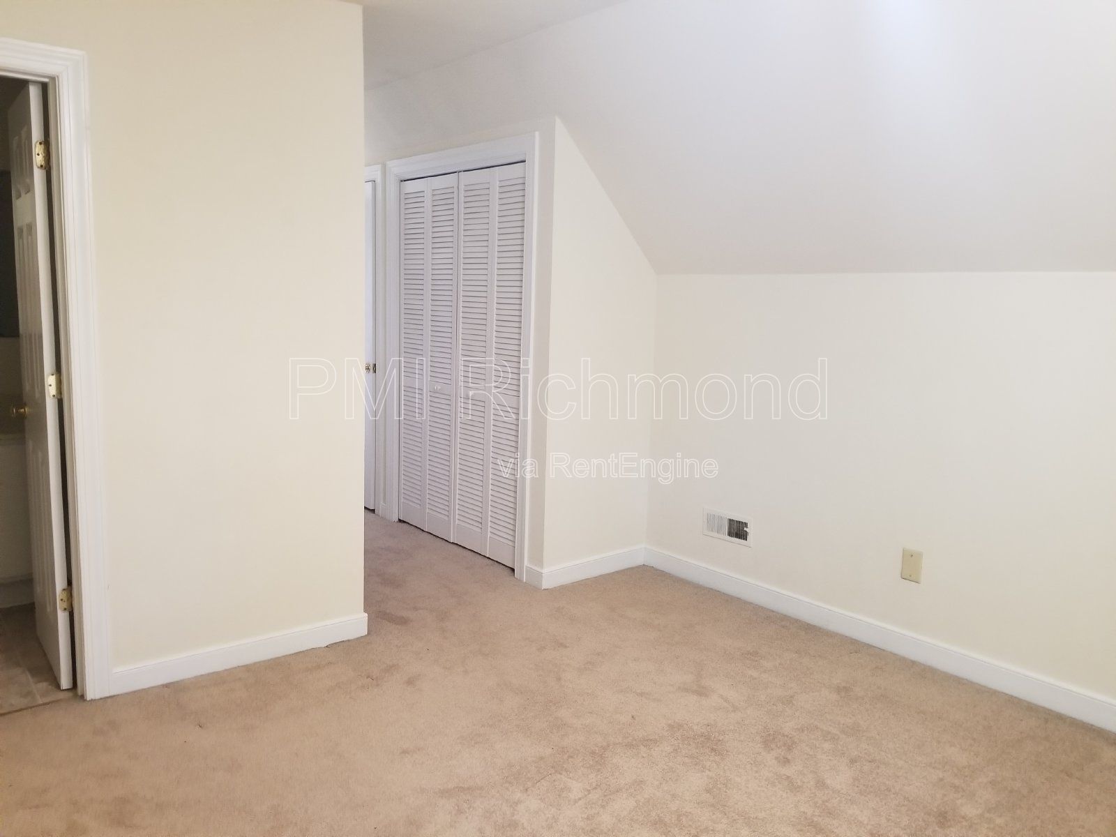 Cozy 3-Bed Home with 2.5 Baths in North Chesterfield - Spacious Living Awaits! property image