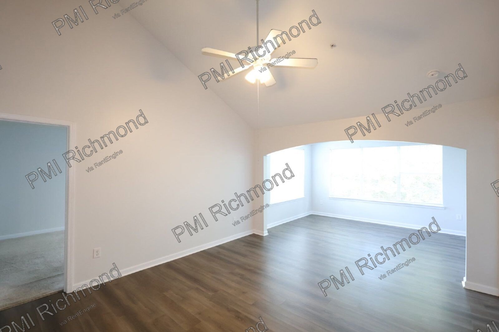 Gorgeous 2-Bedroom Condo in Bristol Village! property image