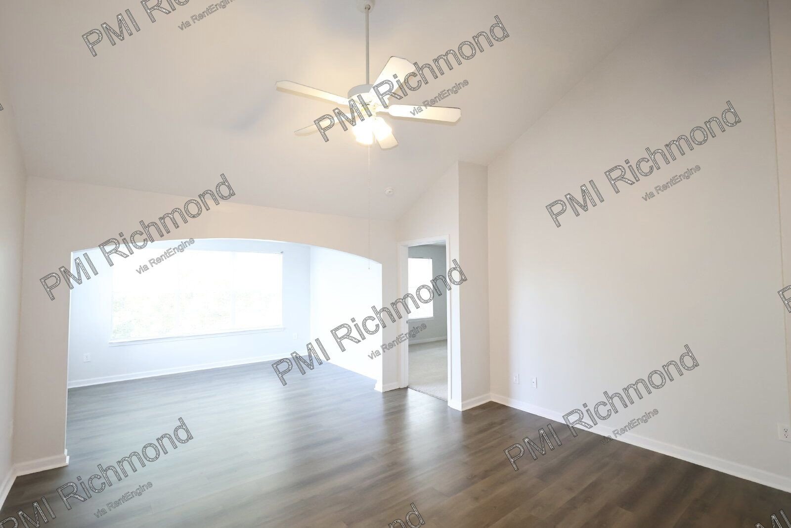 Gorgeous 2-Bedroom Condo in Bristol Village! property image