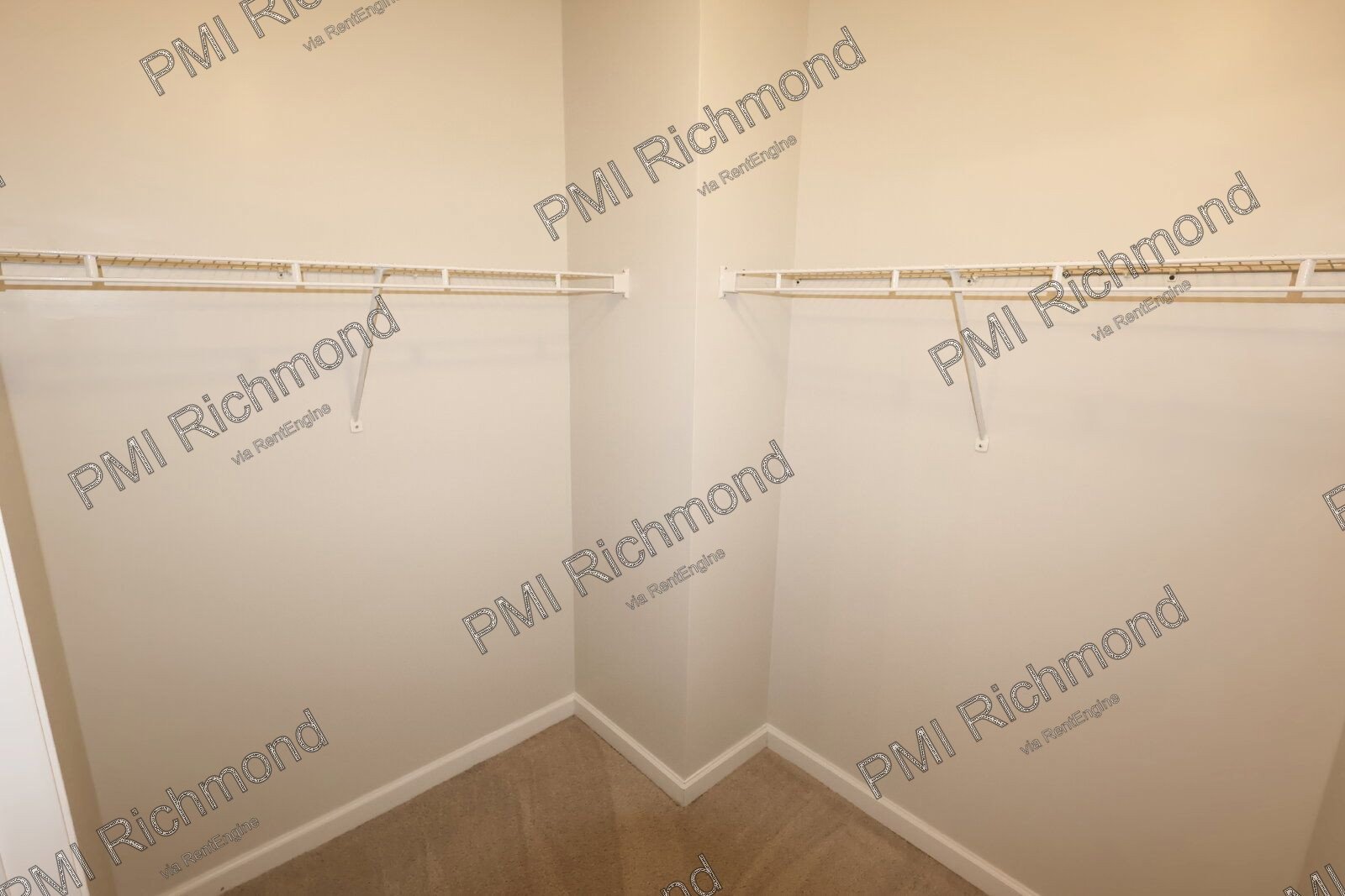 Gorgeous 2-Bedroom Condo in Bristol Village! property image