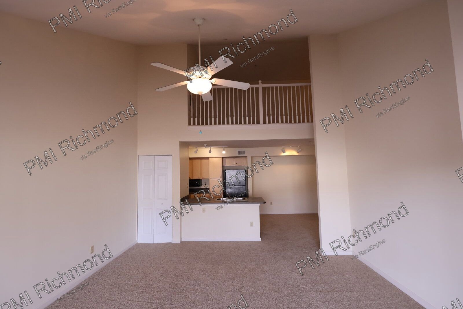 Well-Maintained Condo with a Loft in the Bristol Village At Charter Colony Subdivision of Chesterfield! property image