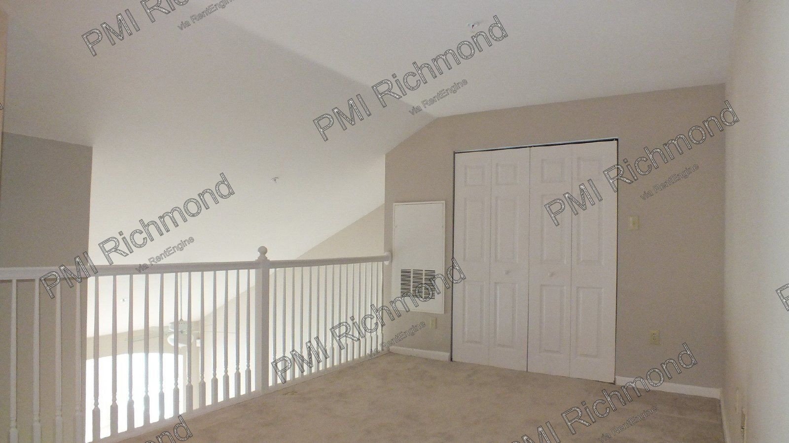 Well-Maintained Condo with a Loft in the Bristol Village At Charter Colony Subdivision of Chesterfield! property image