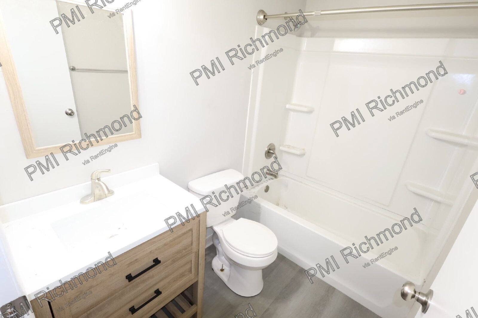 Newly Renovated 3-Bedroom Townhouse For Rent in Glen Allen! property image