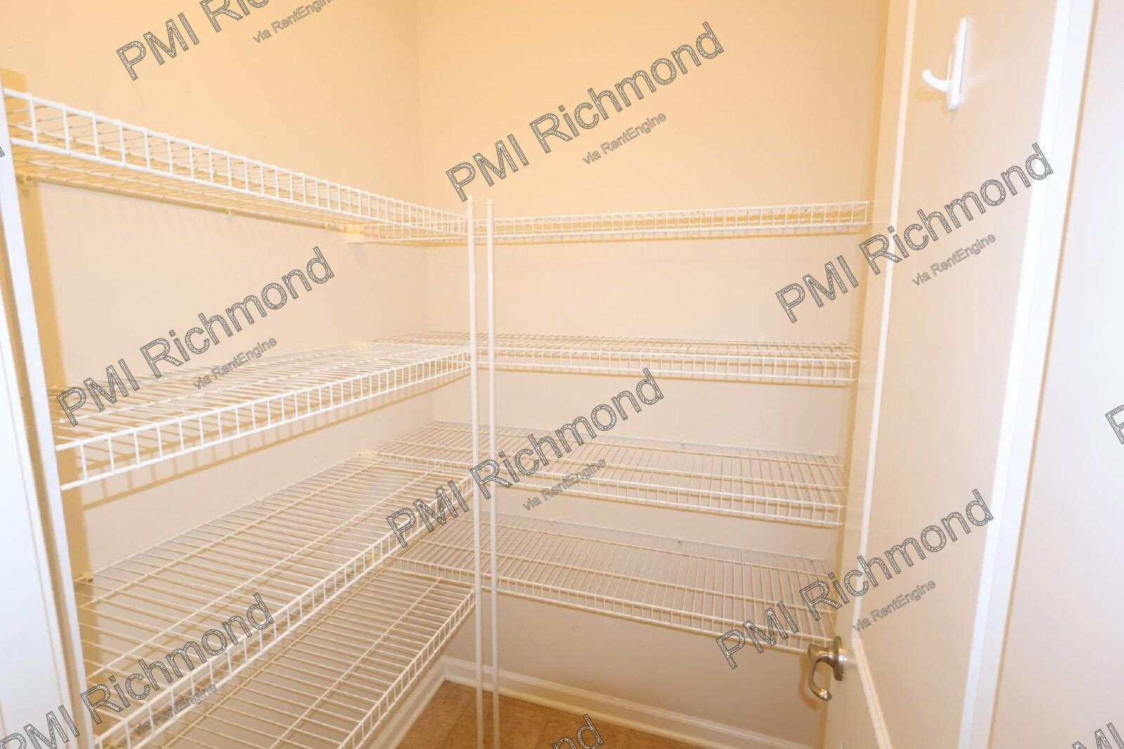 Gorgeous 4-Bed Home with Gleaming Hardwood Floors in Moseley! property image