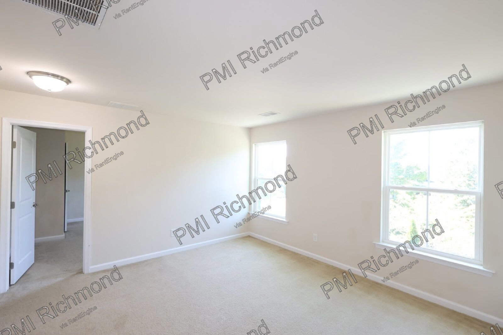 Gorgeous 4-Bed Home with Gleaming Hardwood Floors in Moseley! property image