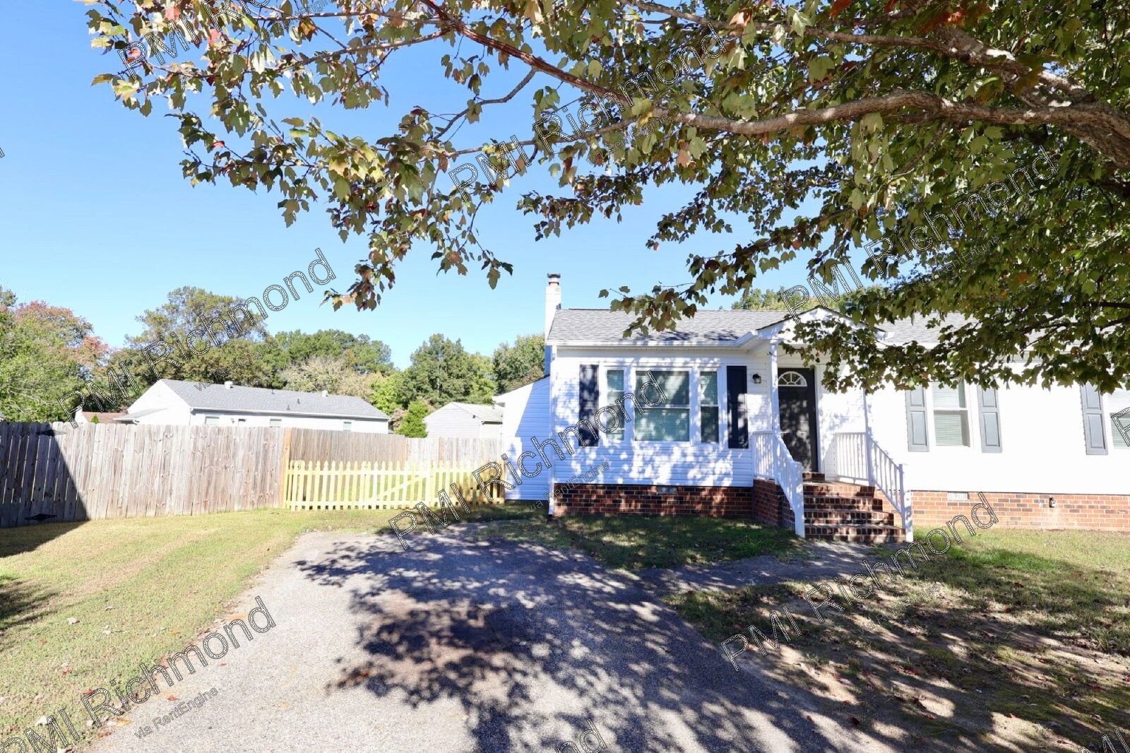 Modern & Beautiful 3-Bedroom Home with Spacious Layout in Chesterfield! property image