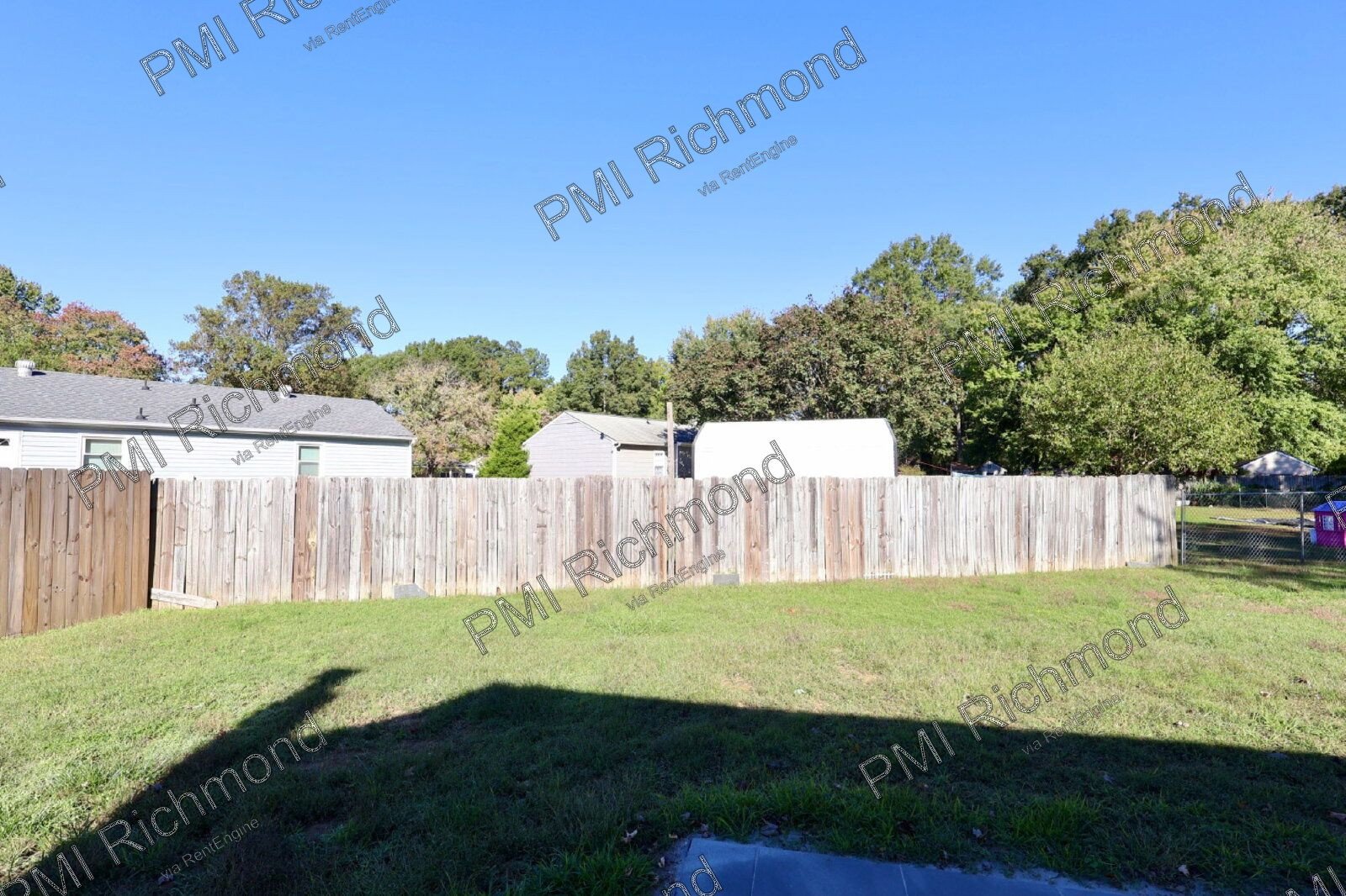 Modern & Beautiful 3-Bedroom Home with Spacious Layout in Chesterfield! property image
