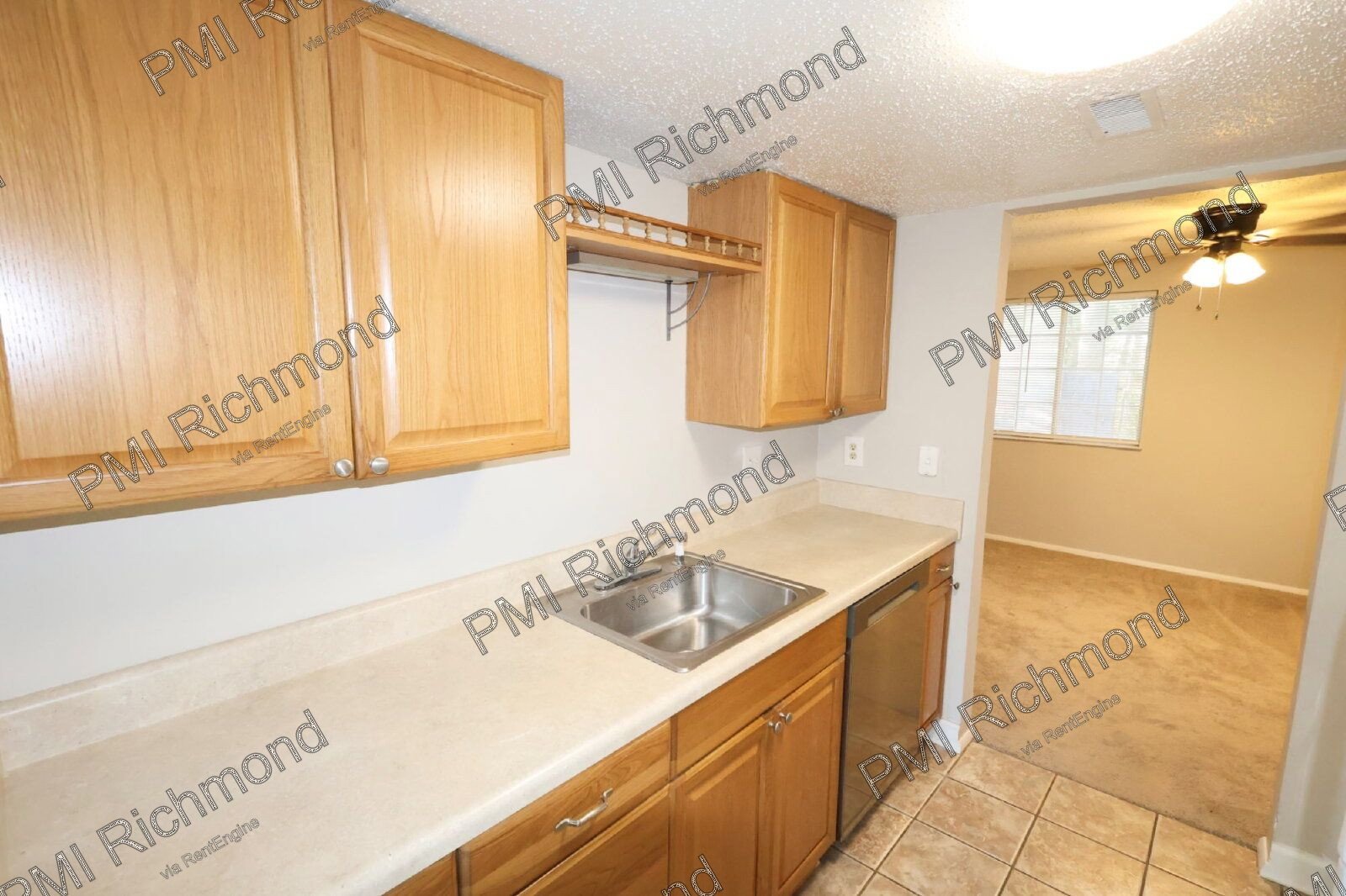 Comfortable 3-Bedroom West End Townhome for Rent! property image