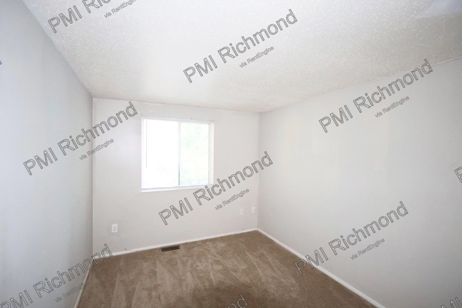 Comfortable 3-Bedroom West End Townhome for Rent! property image