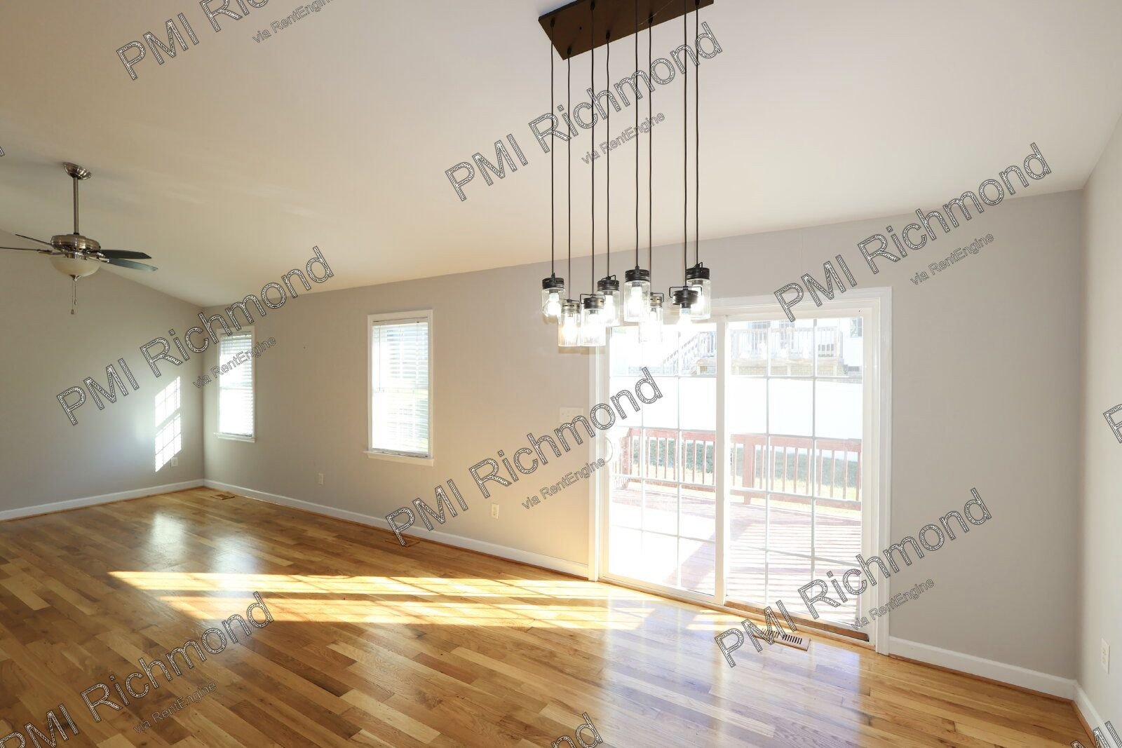 Beautiful 3-Bed Single Family Home in Colonial Heights! property image