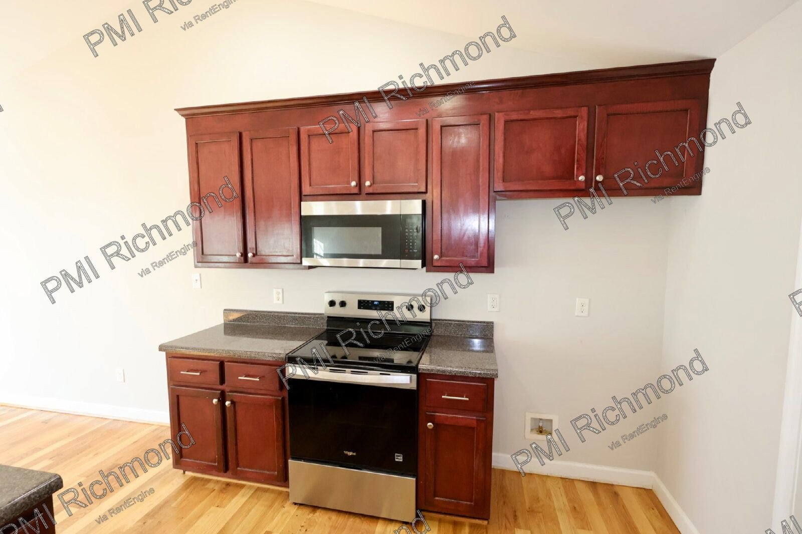 Beautiful 3-Bed Single Family Home in Colonial Heights! property image