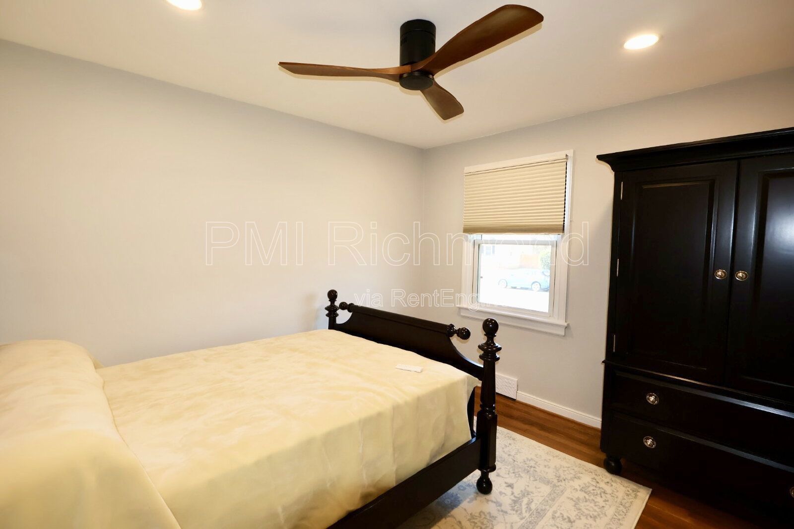 Richmond 3Bed Home with Beautiful Hardwood Floors! property image