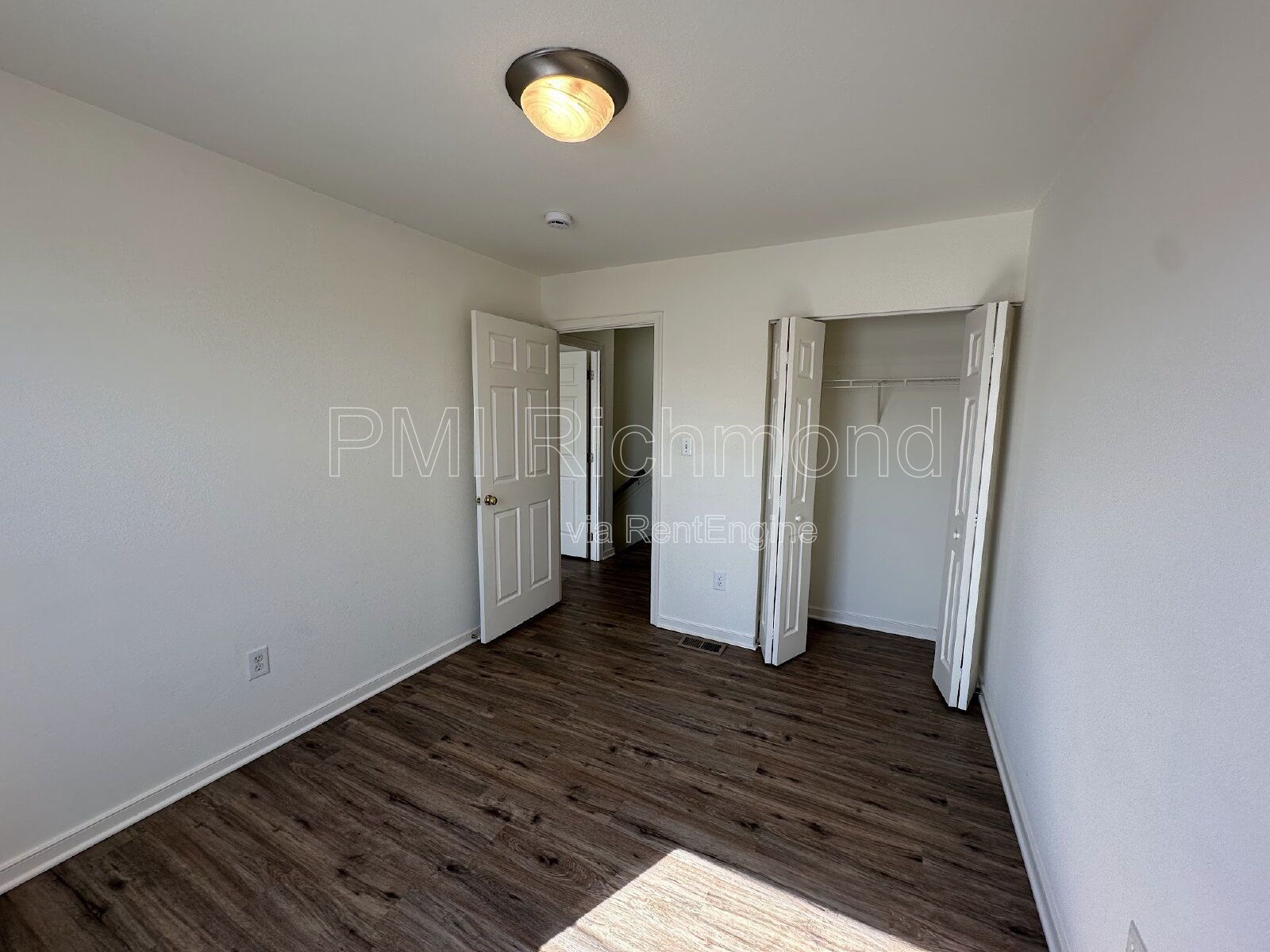 Beautiful 2-Bedroom Unit in The Villas Of Oakwood! property image