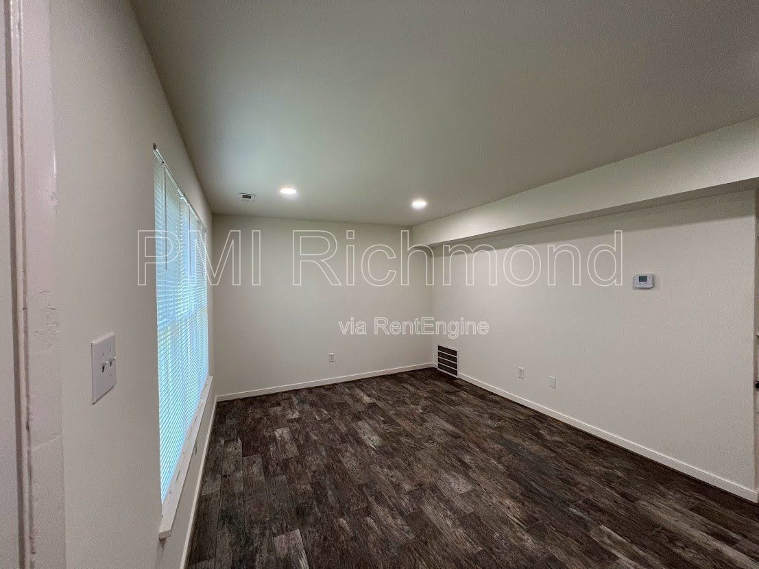 Gorgeous 3-Bedroom Townhouse in Highland Springs - Don't Miss It! property image